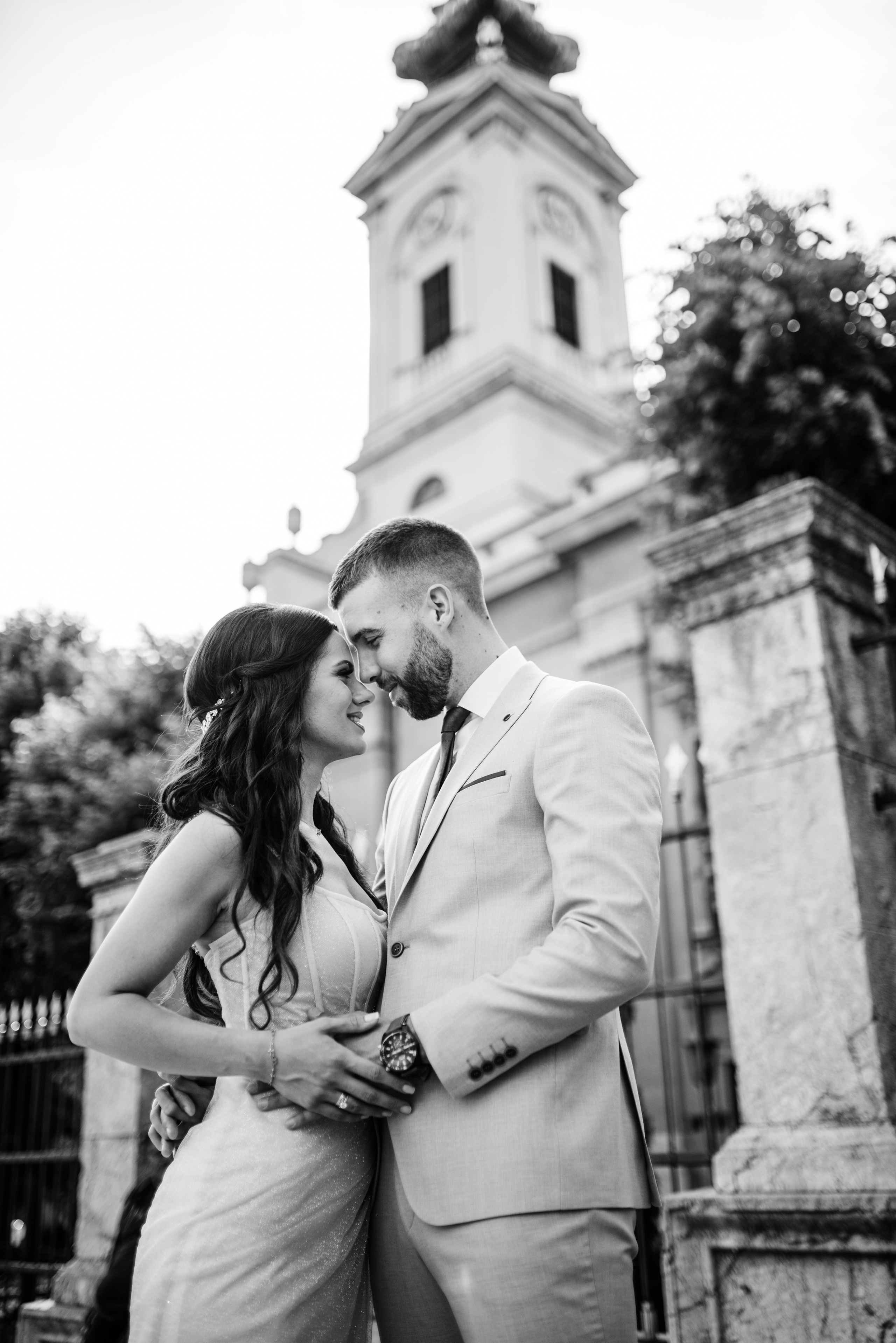Wedding, family and destination photographer. Based in Serbia, available for the whole world