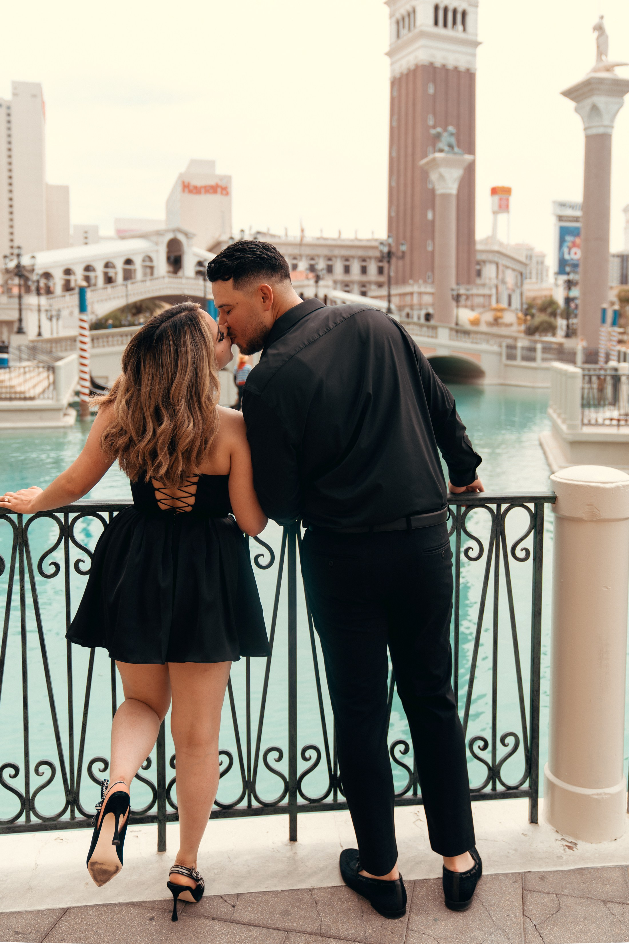 Litcia&Octavio. Wedding & elopement photographer Viktoriya Kravtsov. Las Vegas