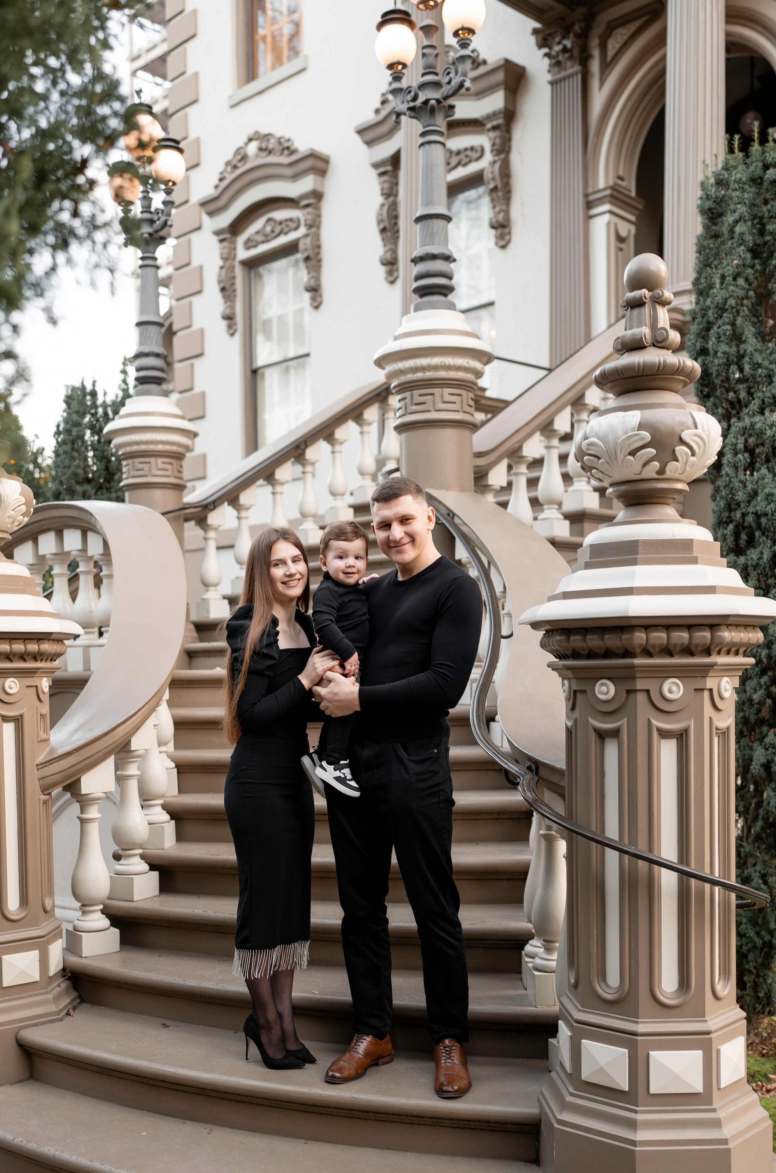 Artem, Nadia & Elisha. Family photographer in Sacramento | Sofia Pavenko