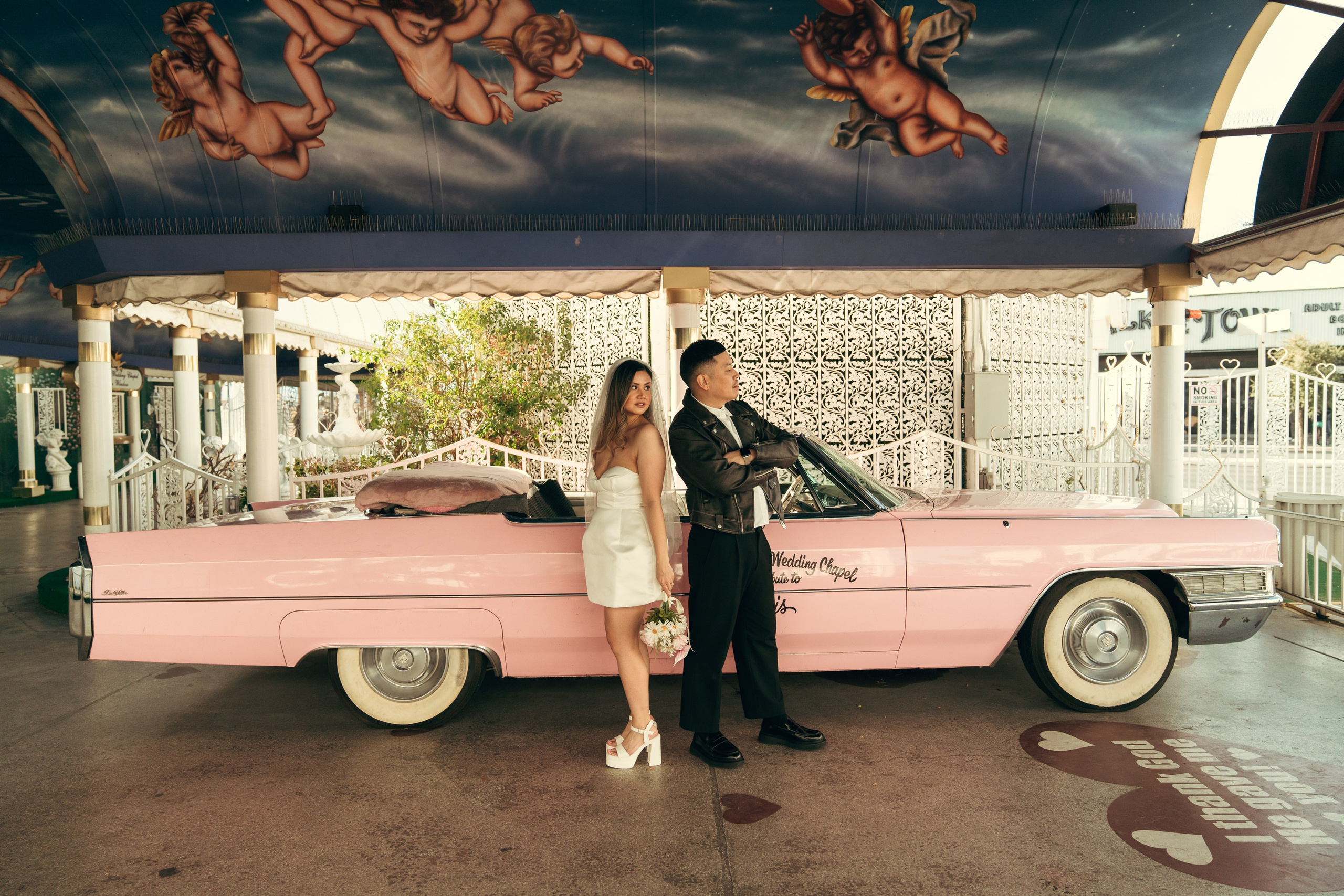 Louise&Harold. Wedding & elopement photographer Viktoriya Kravtsov. Las Vegas