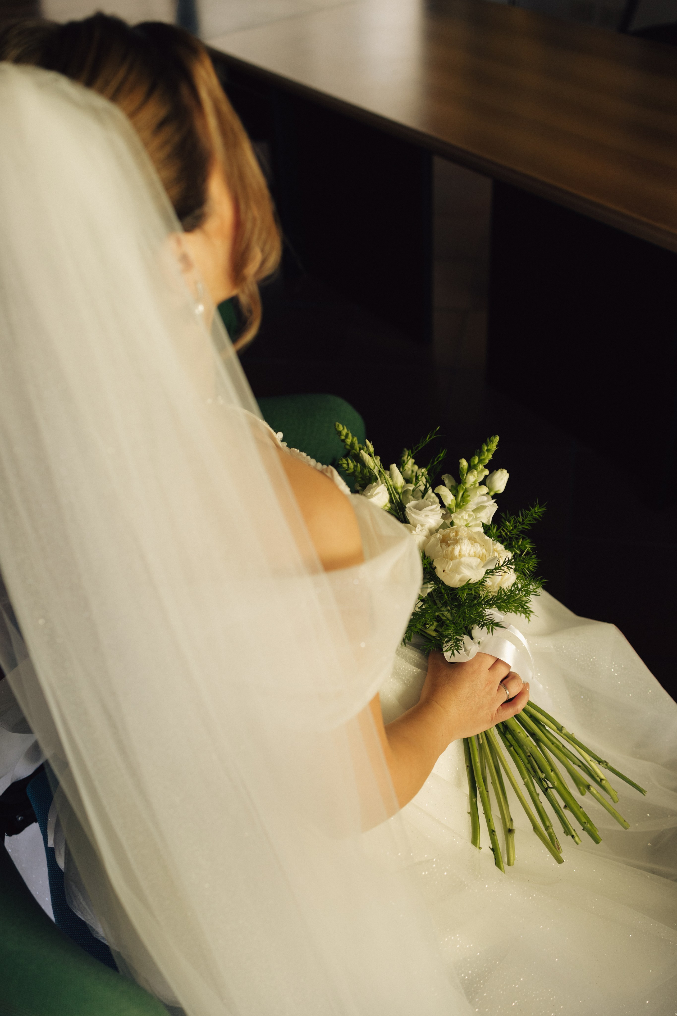Autumn Wedding in the Vineyards of Piedmont, Italy — Kristina and Daniele. Liza Bizzaro — Italy Wedding, Love Story & Portrait Photographer in Milan, Turin, Piedmont and Across Italy