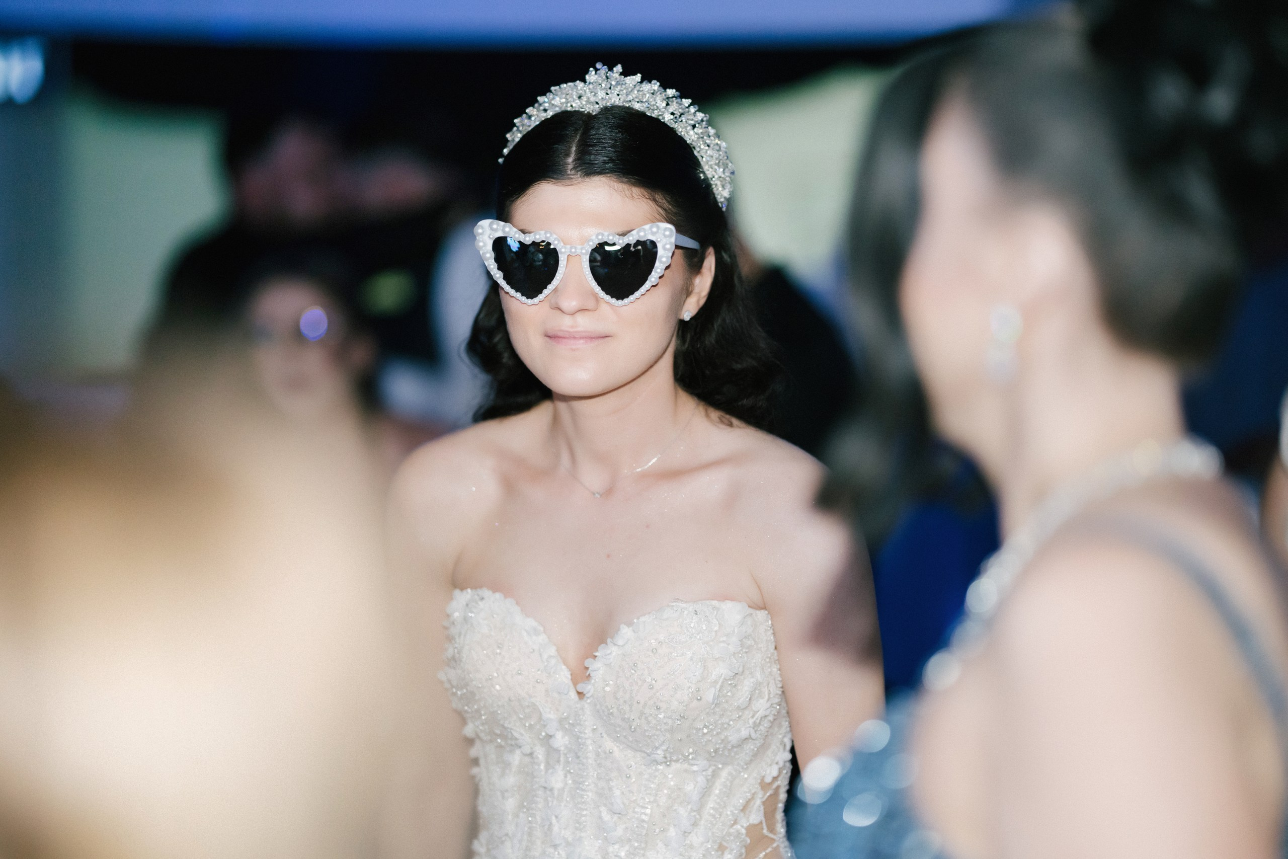 1. Mireasa Adriana în timpul pregătirilor de nuntă în Tudora Botoșani2. Costumul mirelui Ionuț fotografiat artistic în ziua nunții3. Prietenii mirelui la tradițiile de nuntă în Tudora4. Bărbieritul mirelui în cadrul obiceiurilor tradiționale de nuntă5. Fotografii de familie la biserică în ziua nunții6. Portret de familie cu mirii și copilul lor la nunta din Botoșani7. Primul dans al mirilor la Mariage Dor Baisa Botoșani8. Decor elegant de nuntă la Mariage Dor Baisa9. Emoții și tradiții la nunta din Tudora județul Botoșani10. Fotograf profesionist de nuntă în Botoșani surprinzând momente autentice - otograf-nunta-botosanifotograf-evenimente-botosanifotograf-profesionist-botosanifotograf-nunta-tudoranunta-tudora-botosanisedinta-foto-nunta-botosanipoze-nunta-botosanifotografii-nunta-tudorafotograf-cununie-religioasa-botosanibiserica-sfintii-imparati-constantin-si-elena-tudoramariage-dor-baisa-botosanirestaurant-nunta-botosanidansul-mirilor-mariage-dorpregatiri-mire-botosanipregatiri-mireasa-botosanitraditii-nunta-moldovaobiceiuri-nunta-tudorafotograf-familie-nunta-botosaniportret-miri-botosanigalerie-foto-nunta-botosanialbum-foto-nunta-botosaninunta-eleganta-botosaninunta-cu-traditii-botosanifotograf-premium-nunta-botosaniservicii-foto-video-botosanipoveste-de-nunta-botosanifotograf-documentar-nuntafotograf-natural-emotionalmiri-ionut-si-adriananunta-autentica-tudora -otograf-nunta-botosanifotograf-nunta-tudoranunta-tudora-botosanifotograf-evenimente-botosanifotograf-profesionist-botosaniservicii-foto-video-botosanigalerie-foto-nunta-botosanialbum-foto-nunta-botosani - nunta-autentica-botosaninunta-cu-traditii-botosanipoveste-de-nunta-botosanifotografii-emotionante-nuntamomente-autentice-nuntafotografie-documentara-nuntafotograf-natural-nunta- pregatiri-miri-tudorabiserica-tudora-botosanicununie-religioasa-tudoramariage-dor-baisa-botosanipetrecere-nunta-botosanivalsul-mirilor-botosani - alino-foto-studio-botosaniionut-si-adriana-nunta-tudorafotograf-alin-chirila-botosani