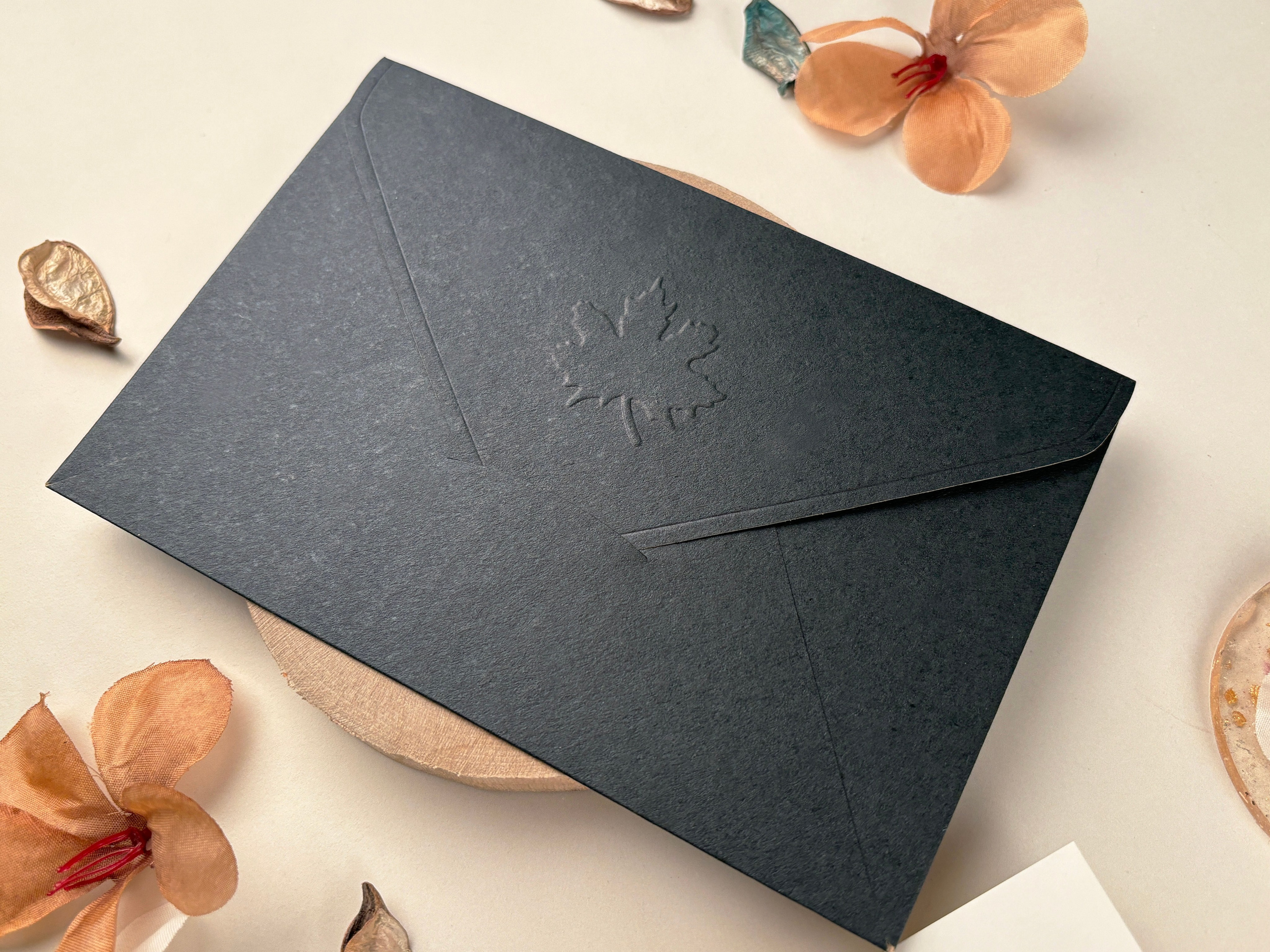 Invitații Elegante și Refined: Catalogul Ellite | Nunta, Petreceri, Evenimente Corporate.- invitații nuntă  - modele invitații nuntă  - invitații nuntă 2025  - invitații de nuntă elegante  - invitații de nuntă personalizate  - invitații nuntă online  - invitații nuntă handmade  - catalog invitații nuntă  - invitații originale nuntă  - invitații de nuntă moderne  - invitații nuntă vintage  - invitații nuntă rustice  - invitații nuntă clasice  - design invitații nuntă  - invitații de nuntă cu tematică.- invitații nuntă florale  - invitații nuntă boho  - invitații nuntă aurii  - invitații nuntă minimaliste  - invitații nuntă cu sigiliu  - invitații nuntă cu acuarelă  - invitații nuntă cu fotografie  - invitații nuntă cu inițiale  - invitații nuntă elegante alb-negru  - invitații nuntă cu hârtie texturată  - invitații nuntă cu decupaj laser  - invitații nuntă cu flori uscate. - print invitații nuntă  - invitații nuntă personalizate cu numele mirilor  - invitații nuntă cu plic inclus  - invitații nuntă cu cartolină dublă  - invitații nuntă calitate premium  - invitații nuntă ieftine  - invitații nuntă rapide.- invitații nuntă România  - invitații nuntă București / Botoșani . Iași suceava- invitații nuntă cu livrare în țară  - invitații nuntă online România.- „Invitație de nuntă elegantă cu design floral și plic crem”  - „Model de invitație de nuntă vintage cu sigiliu de ceară”  - „Set complet invitații de nuntă personalizate cu inițialele mirilor”  - „Invitație de nuntă modernă cu design minimalist și text negru pe fundal alb”  - „Invitație de nuntă rustică pe hârtie kraft cu șnur de iută”  - „Invitație de nuntă cu decupaj laser și detalii aurii” - „Invitație de nuntă în stil boho cu imprimeu floral colorat”  - „Invitație romantică de nuntă cu flori uscate și panglică din satin”  - „Invitație de nuntă clasică cu monogramă și font caligrafic”  - „Invitație de nuntă în stil glamour cu folie aurie și text embosat”- „Model de invitație de nuntă 2025 cu design elegant și font modern”  - „Cele mai noi invitații de nuntă 2025 – stil floral, sofisticat”