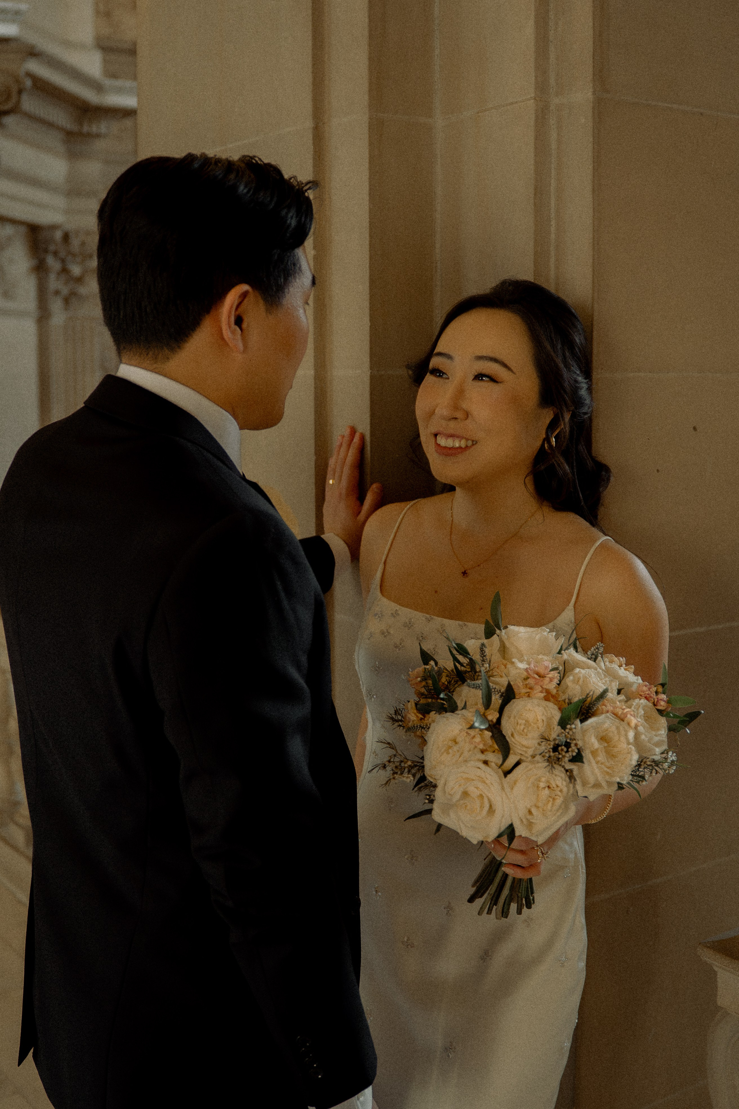 Elopement | City Hall. Sacramento & Bay Area Candid Photographer | photography_of.nadia