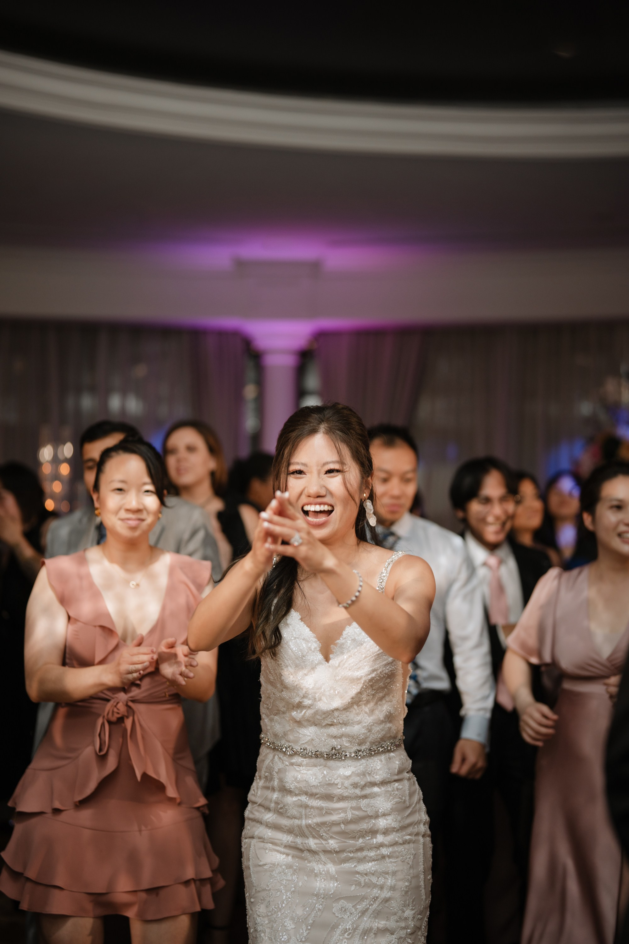 A stunning wedding with Asian style. Portrait and wedding photographer in New York