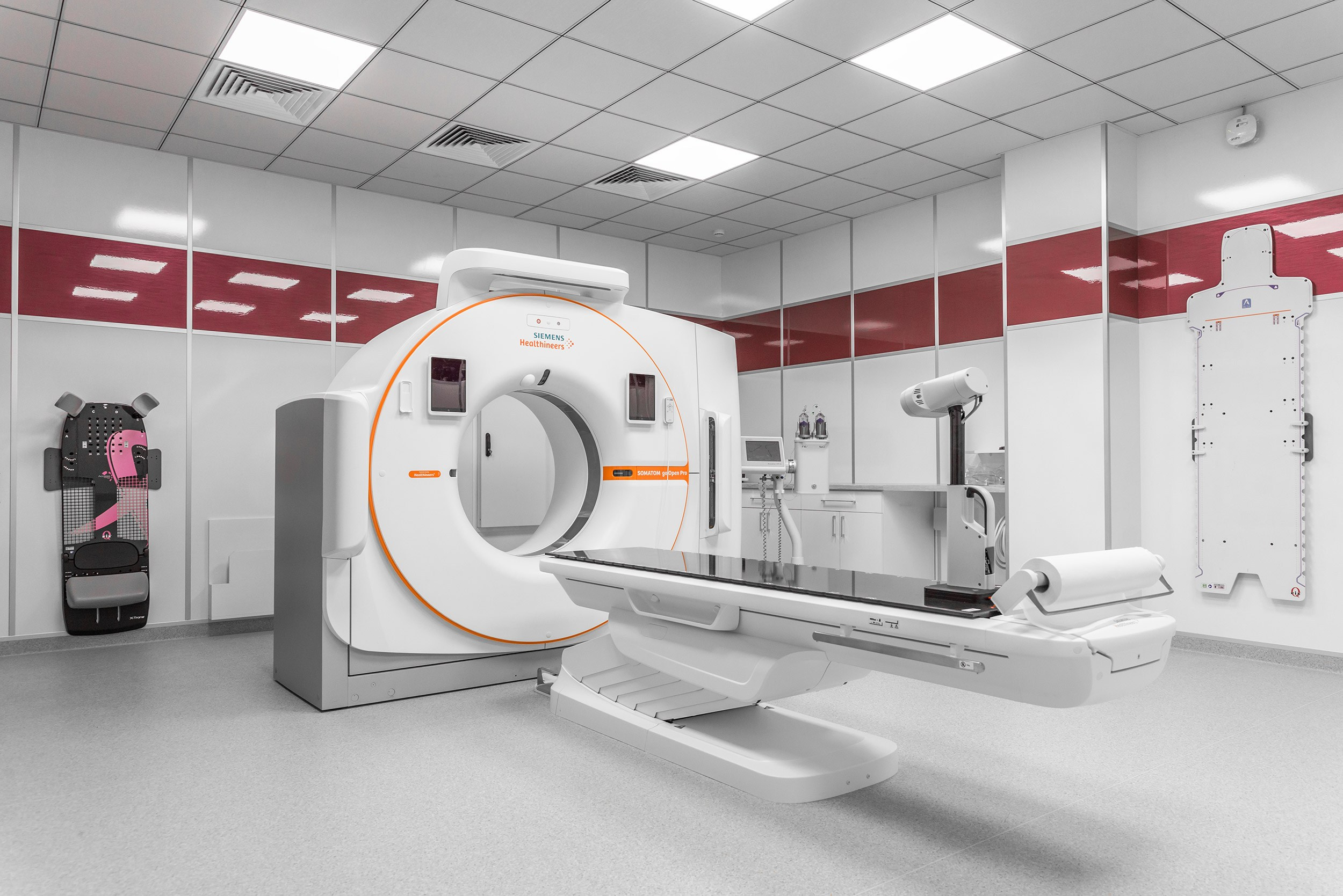 Erebuni Radiotherapy Center. Լուսանկարիչ քաղաք Երևանում