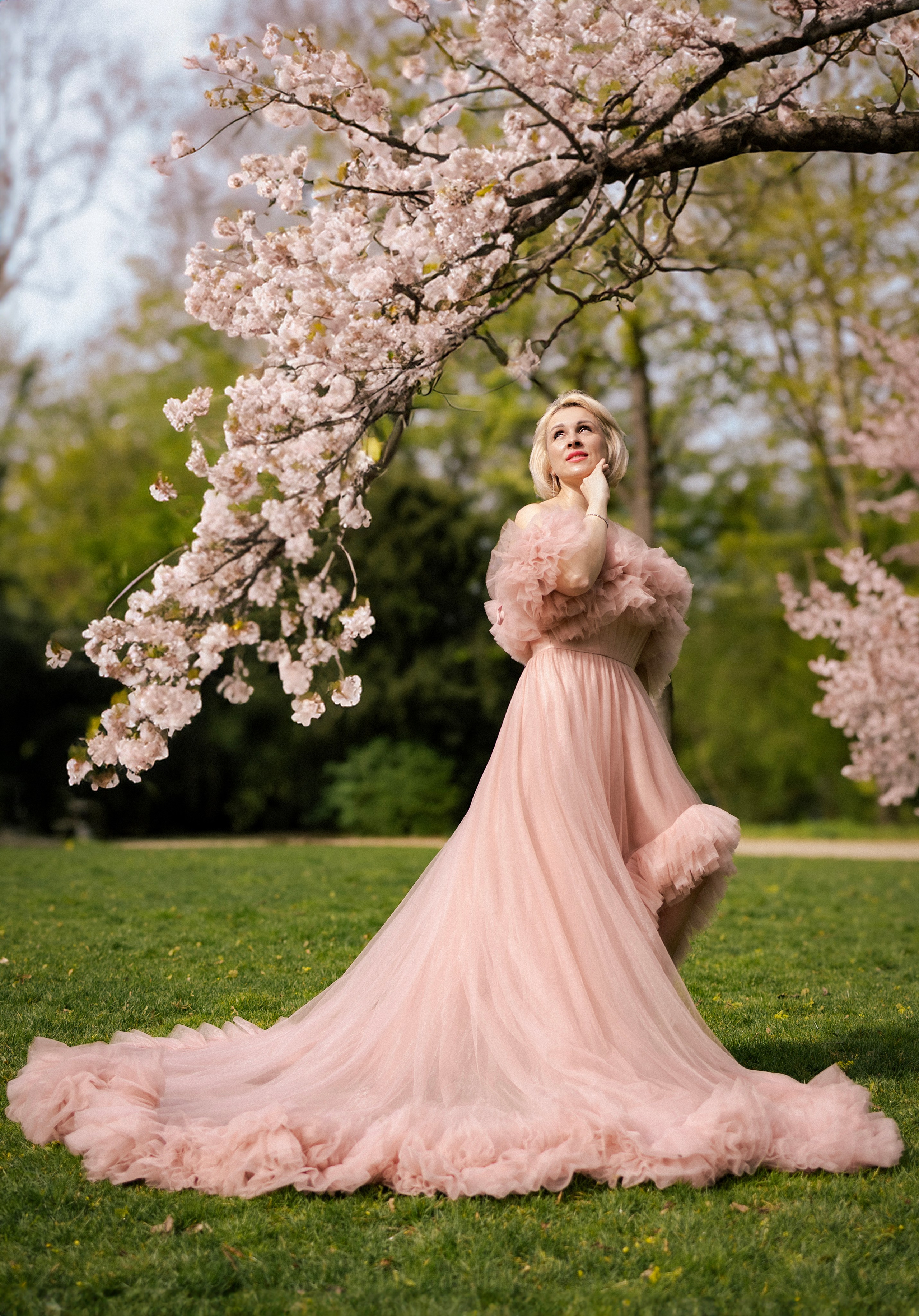 Long dresses shooting. Photographer in Munich