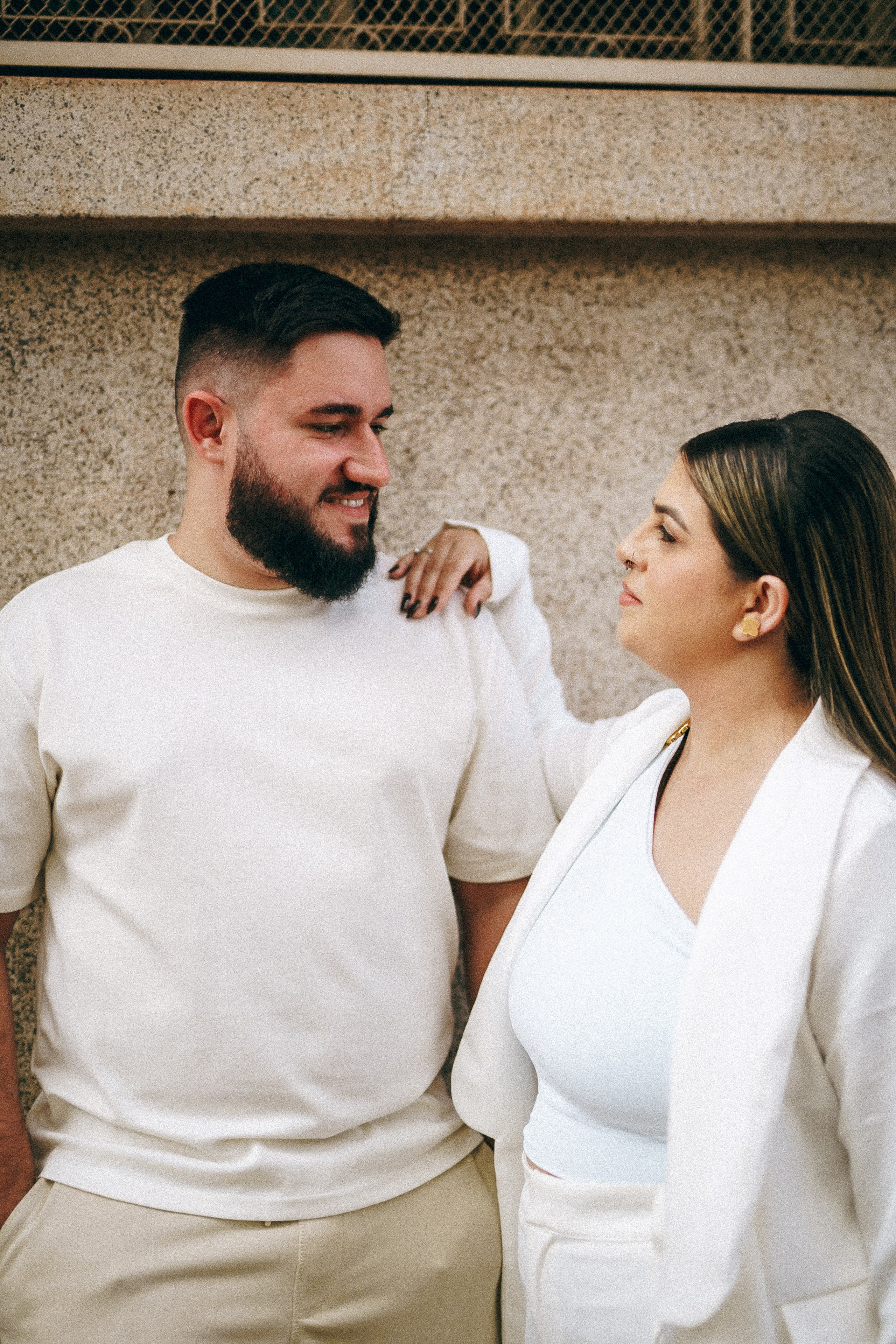 Pré Wedding — Laysla e Bruno (Urbano). Fotógrafo de casamento e Filmmaker de casamento