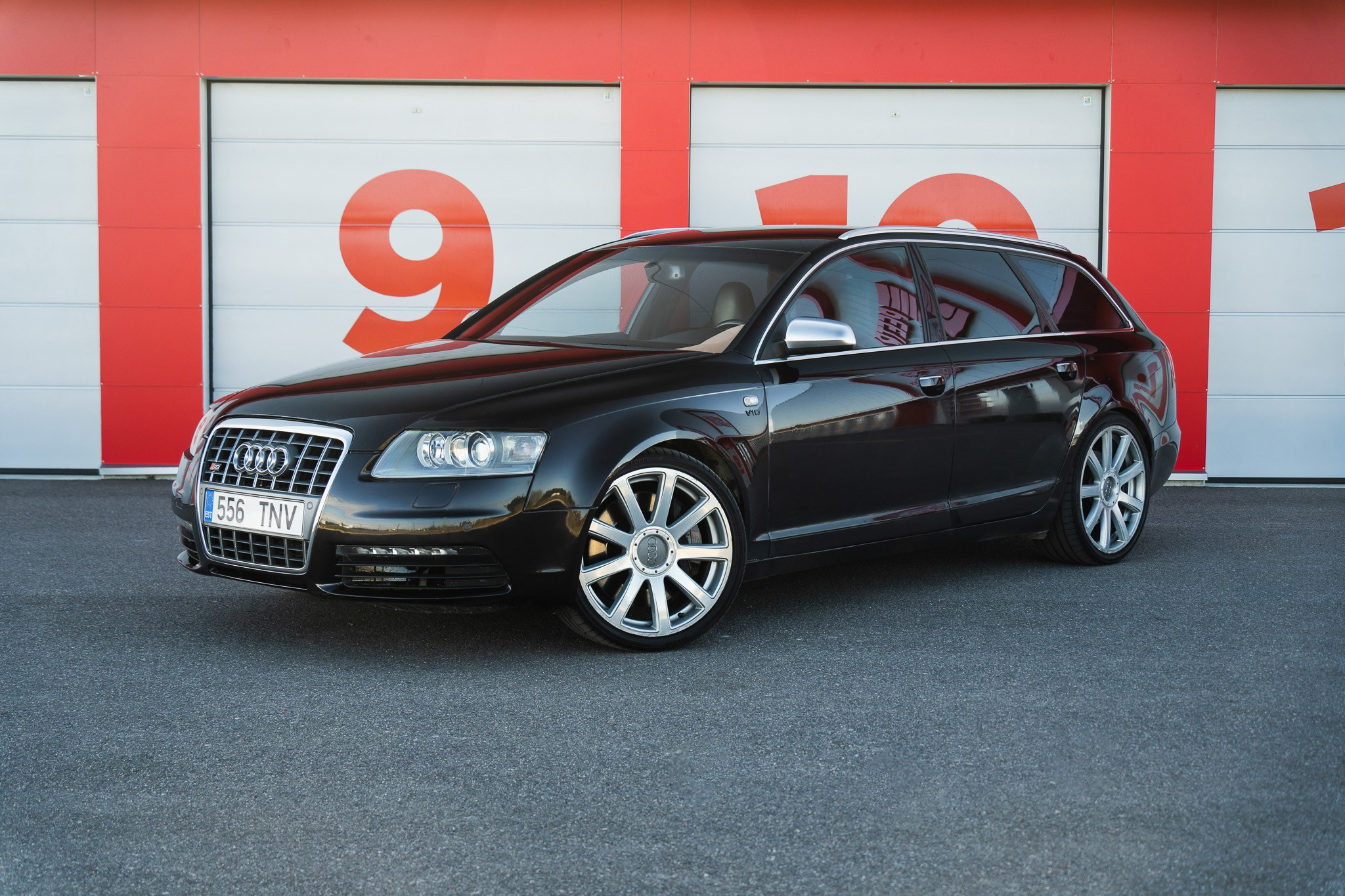 AUDI S6 V10. LOHA VISUALS — AUTOMOTIVE PHOTOGRAPHY