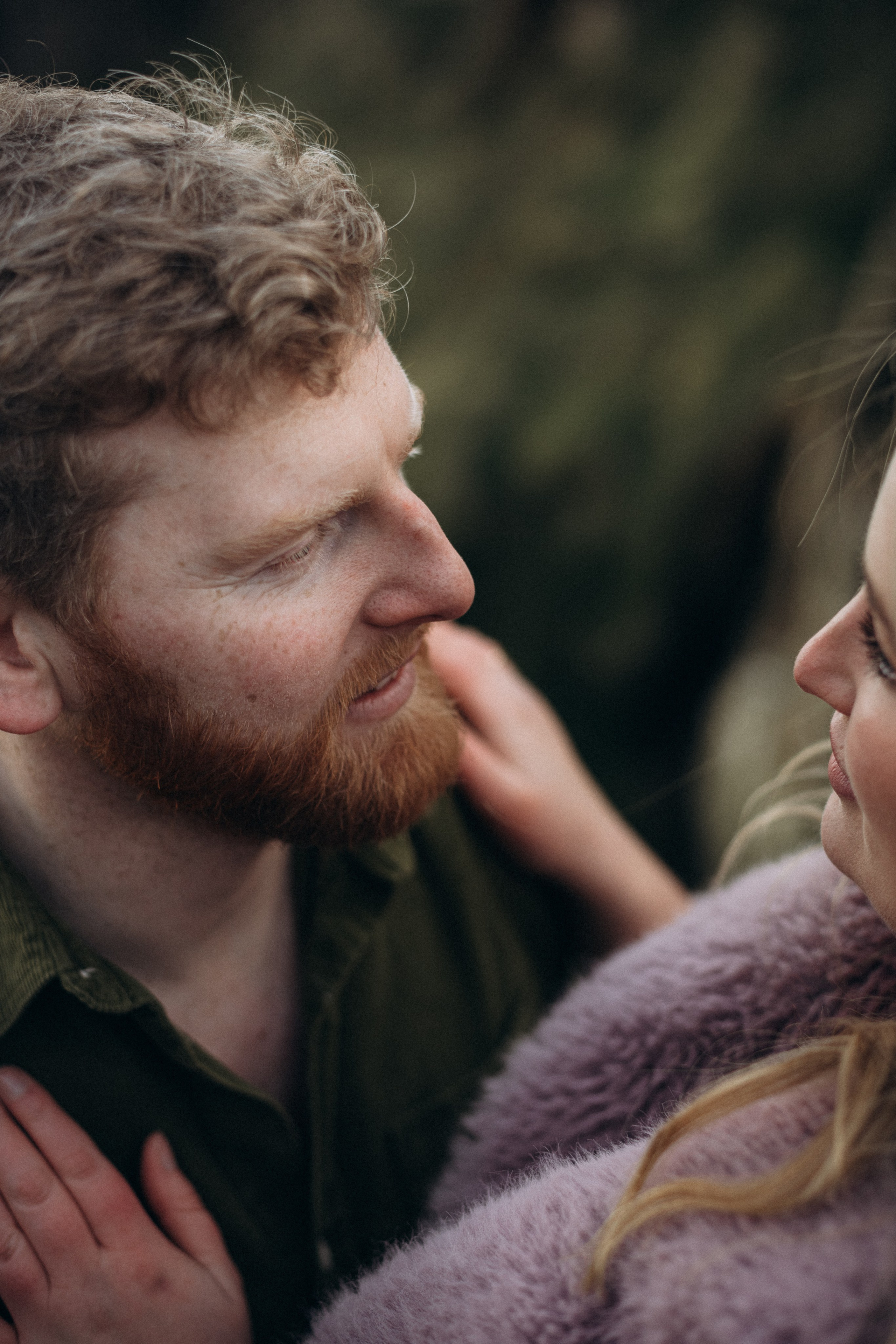 Howth cliff photoshoot. Wedding & Family photographer in County Donegal and Dublin, Ireland