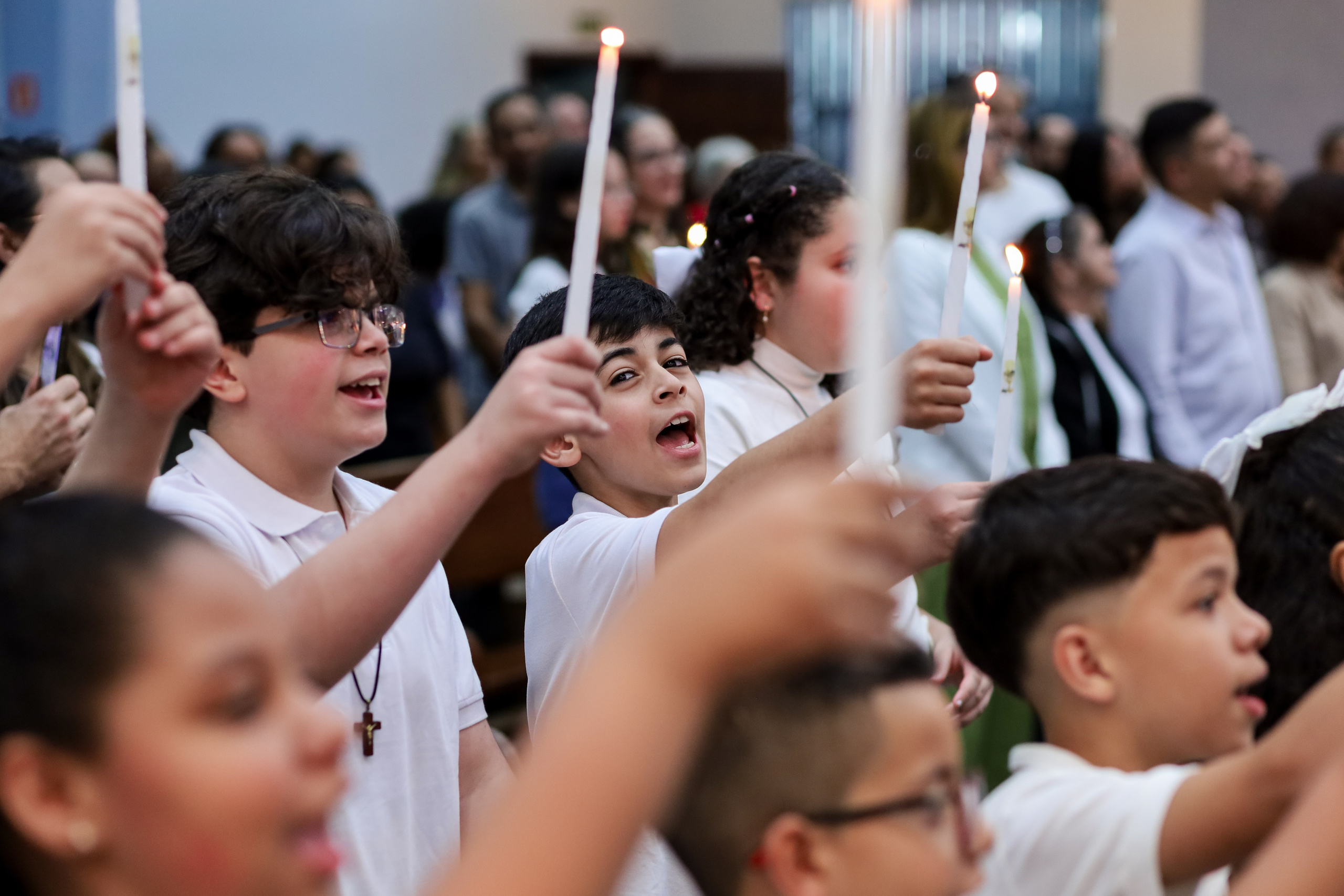 Primeira Eucaristia. Fotógrafo de momentos Sagrados