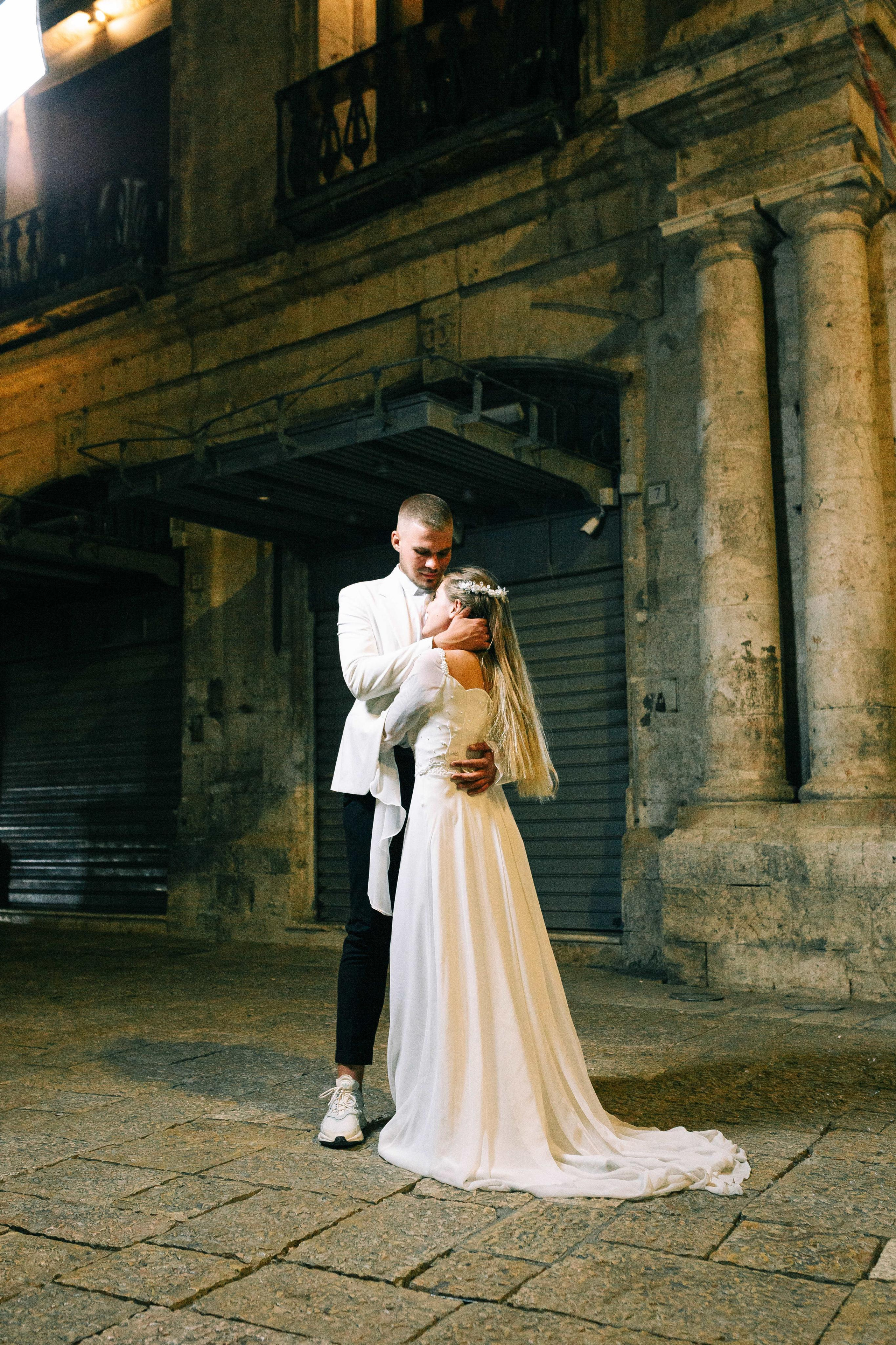 Night photosession in Jerusalem. Https://shi-photo.com/
