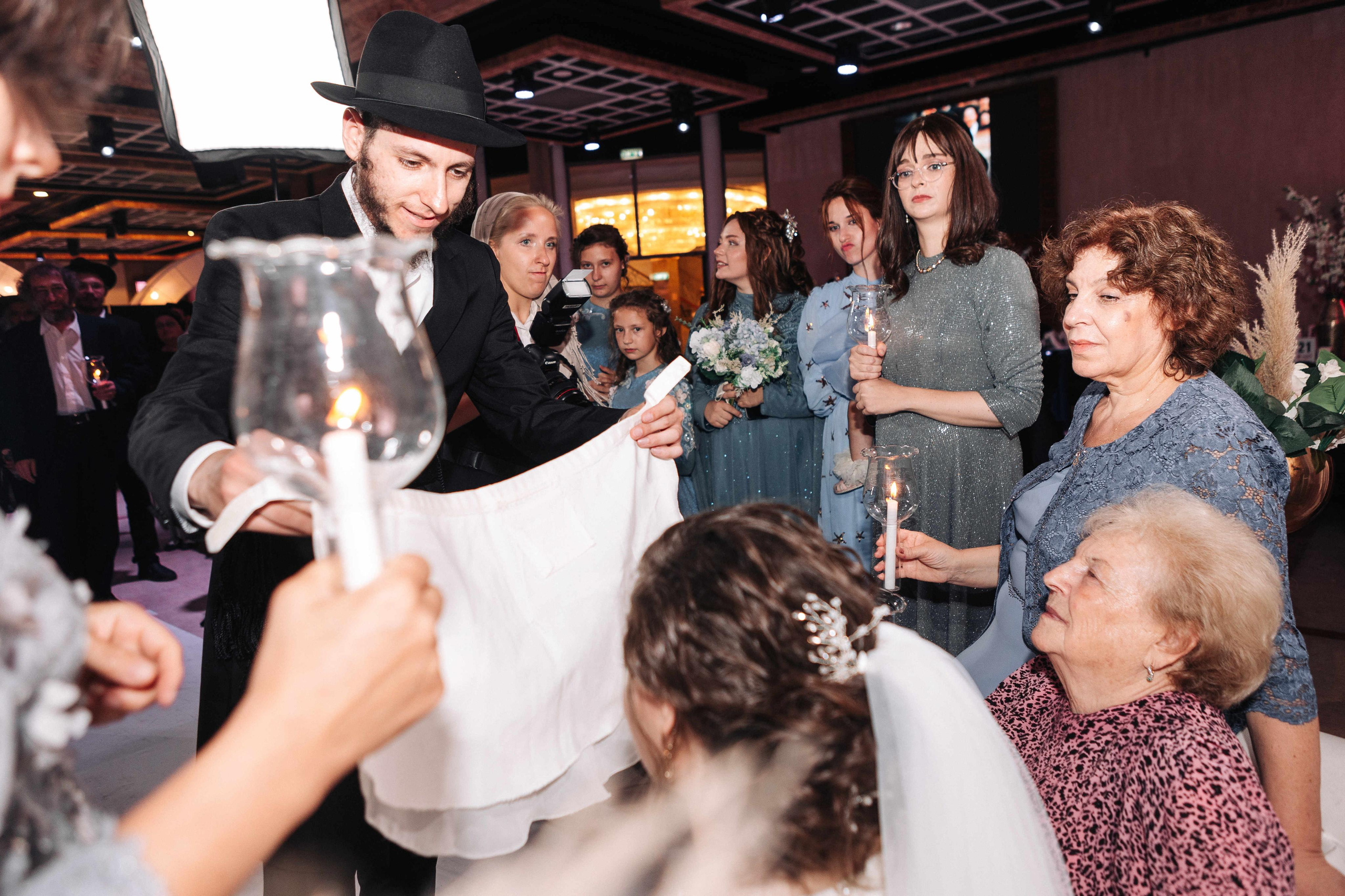 Big chabad wedding in Rishon Lezion. Https://shi-photo.com/