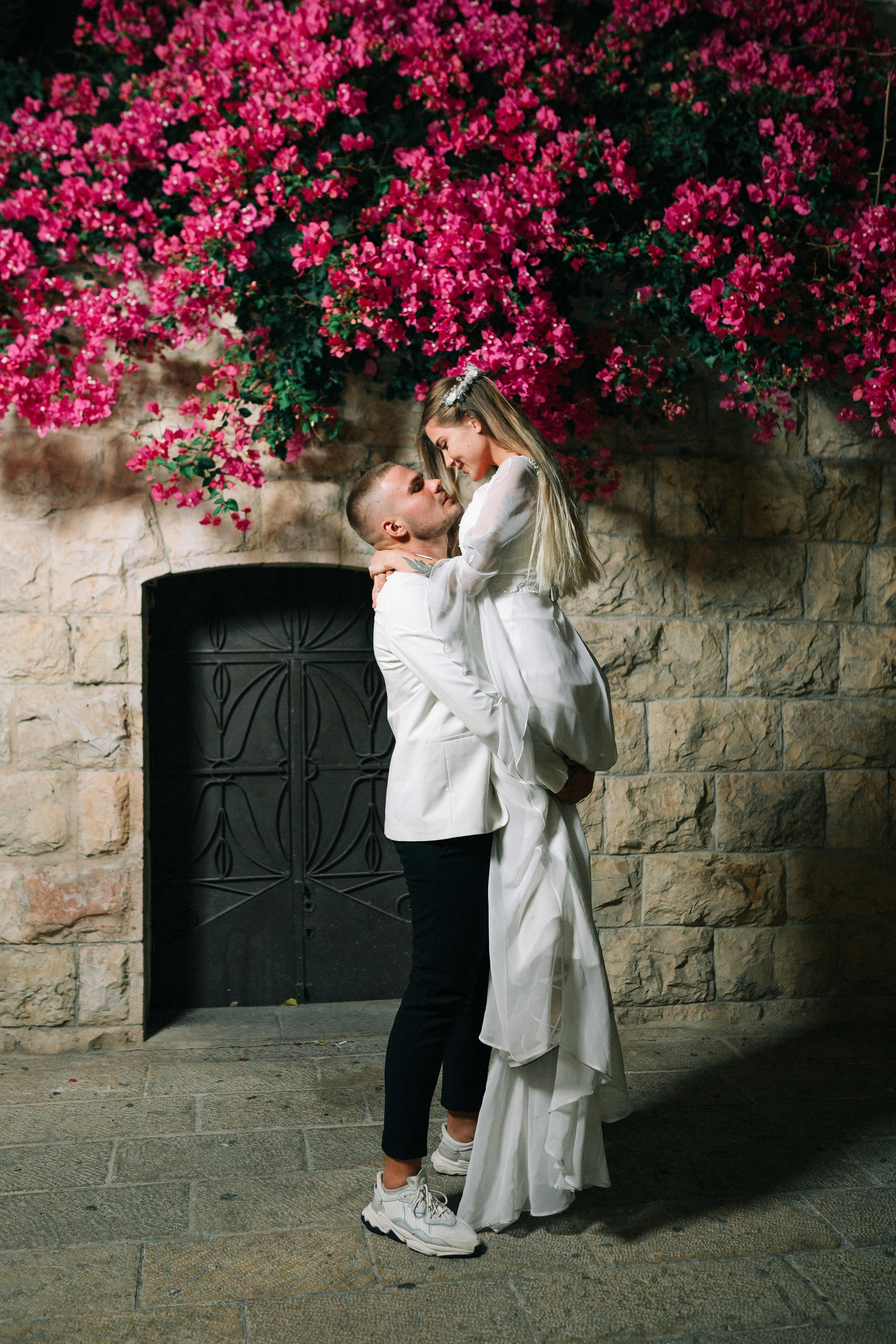 Night photosession in Jerusalem. Https://shi-photo.com/
