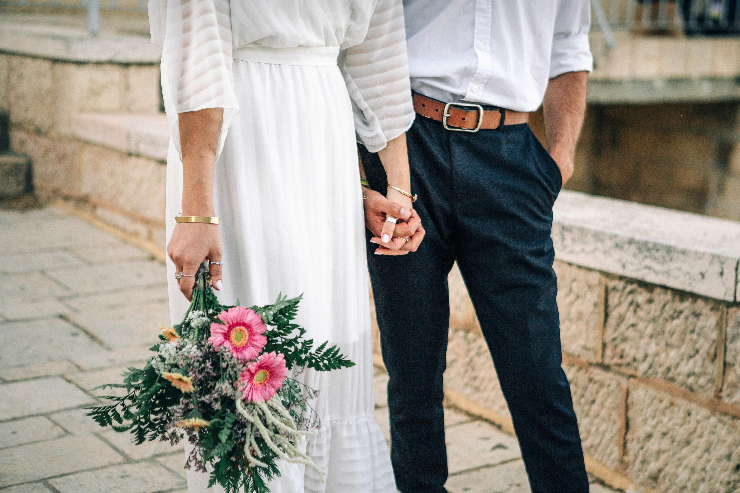 Wedding photoshoot in Yamin Moshe. Https://shi-photo.com/