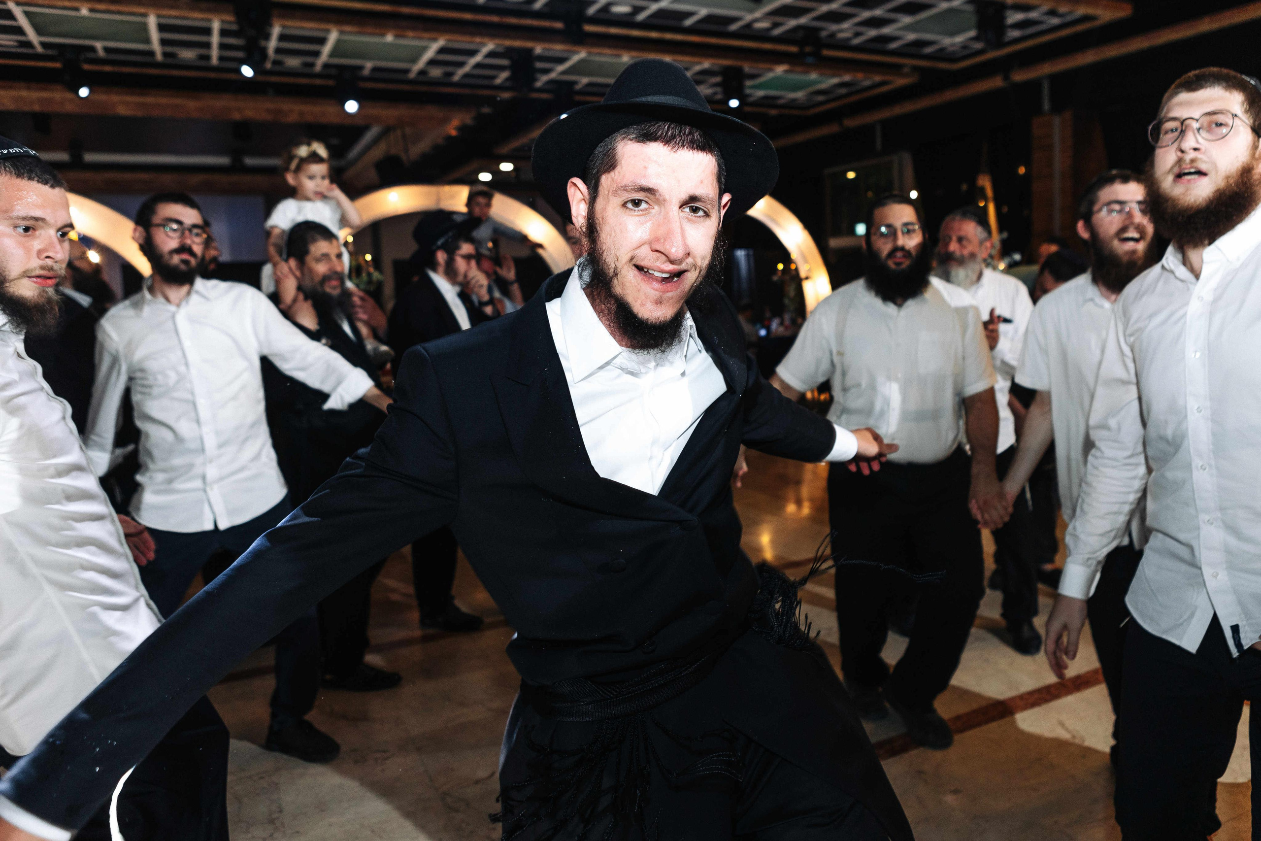 Big chabad wedding in Rishon Lezion. Https://shi-photo.com/