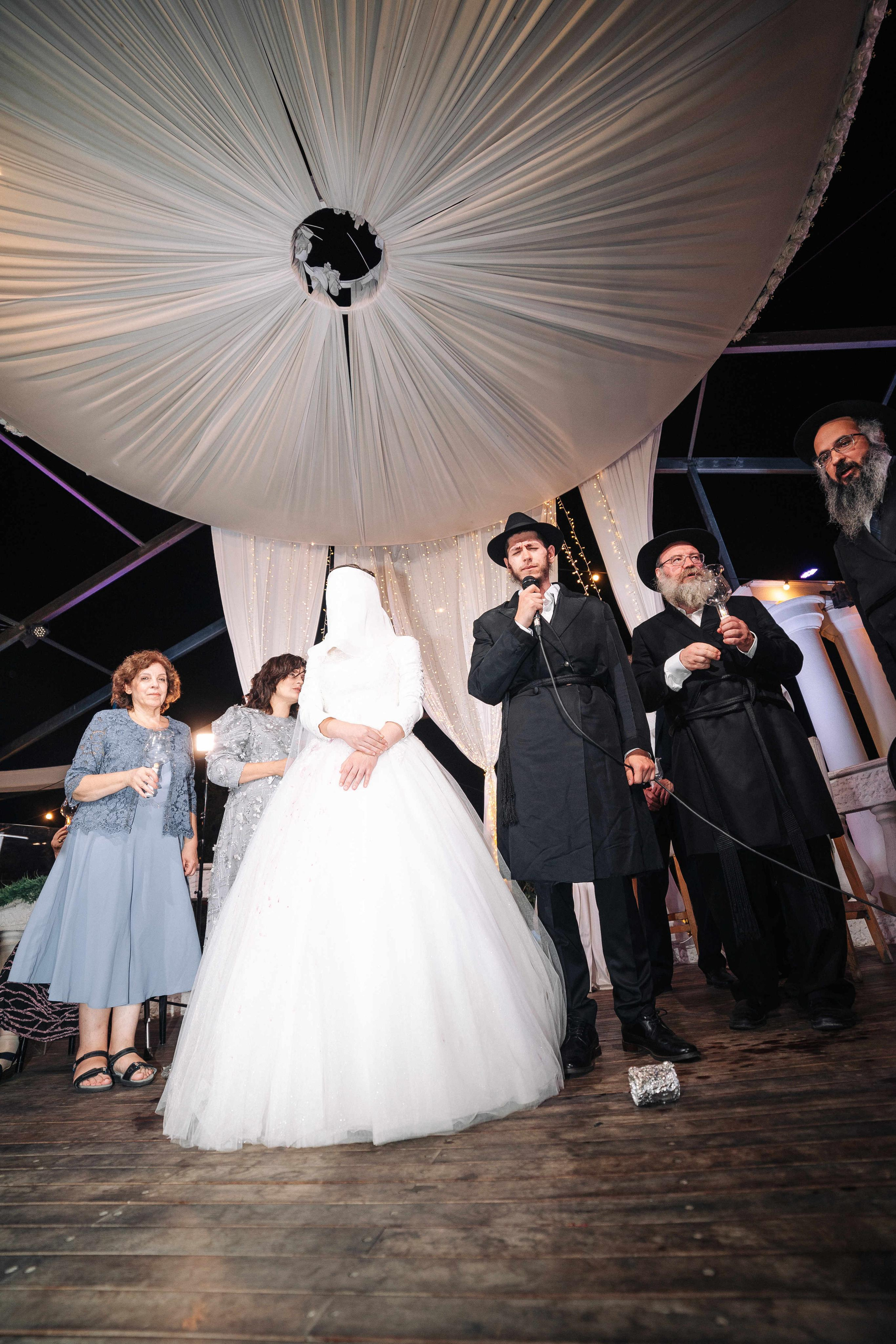 Big chabad wedding in Rishon Lezion. Https://shi-photo.com/