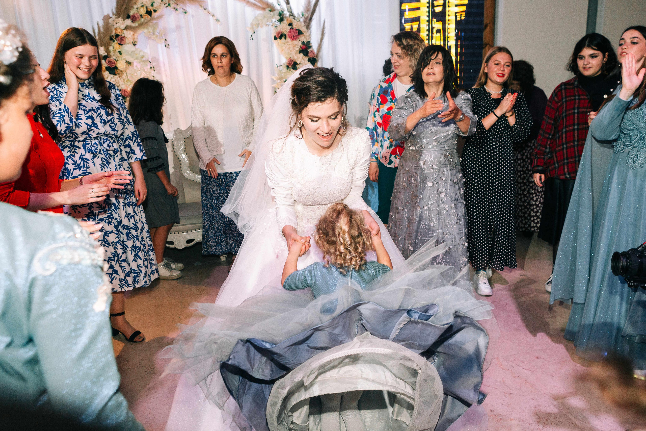 Big chabad wedding in Rishon Lezion. Https://shi-photo.com/