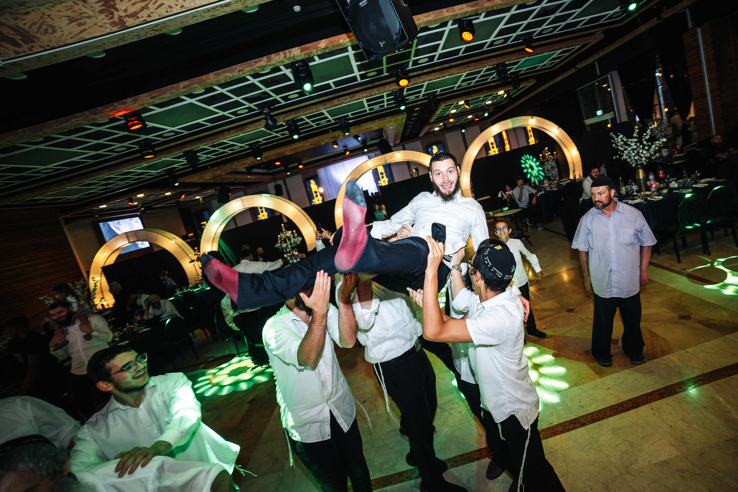 Big chabad wedding in Rishon Lezion. Https://shi-photo.com/