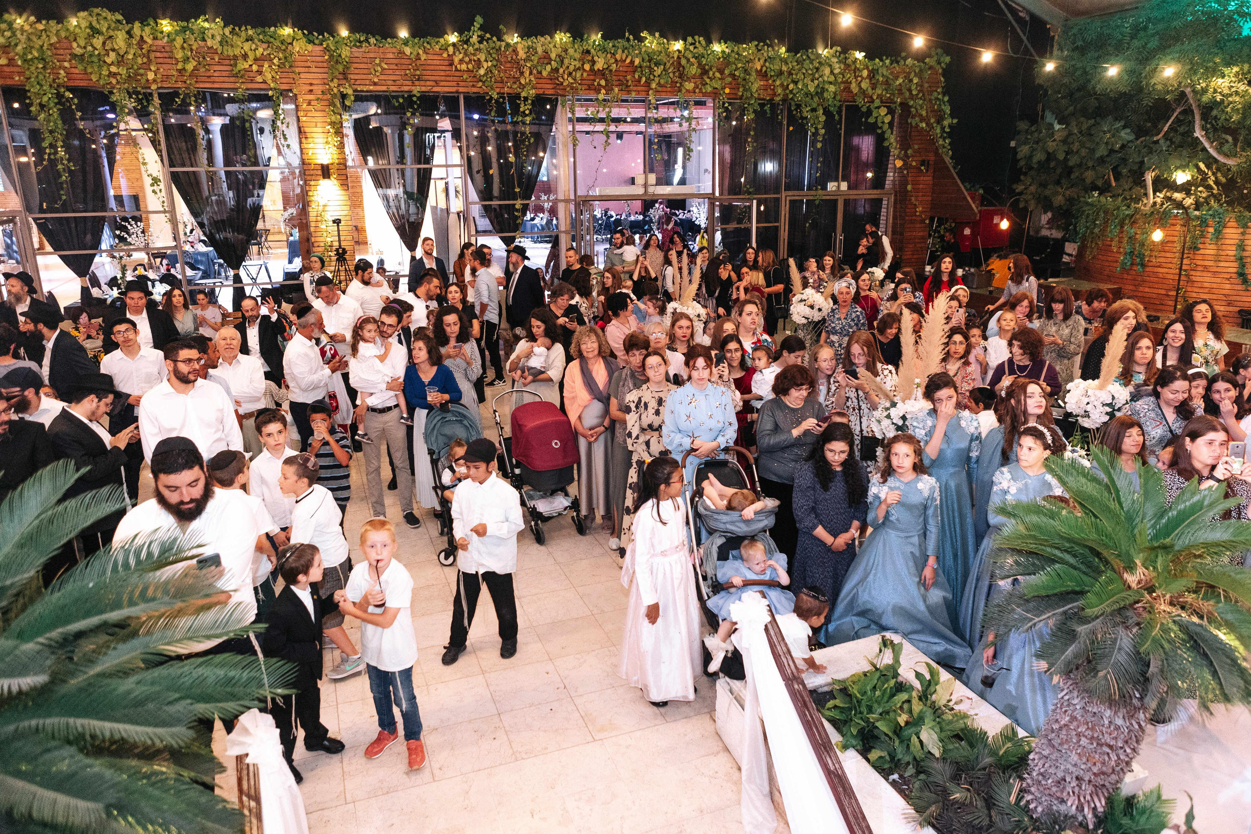 Big chabad wedding in Rishon Lezion. Https://shi-photo.com/