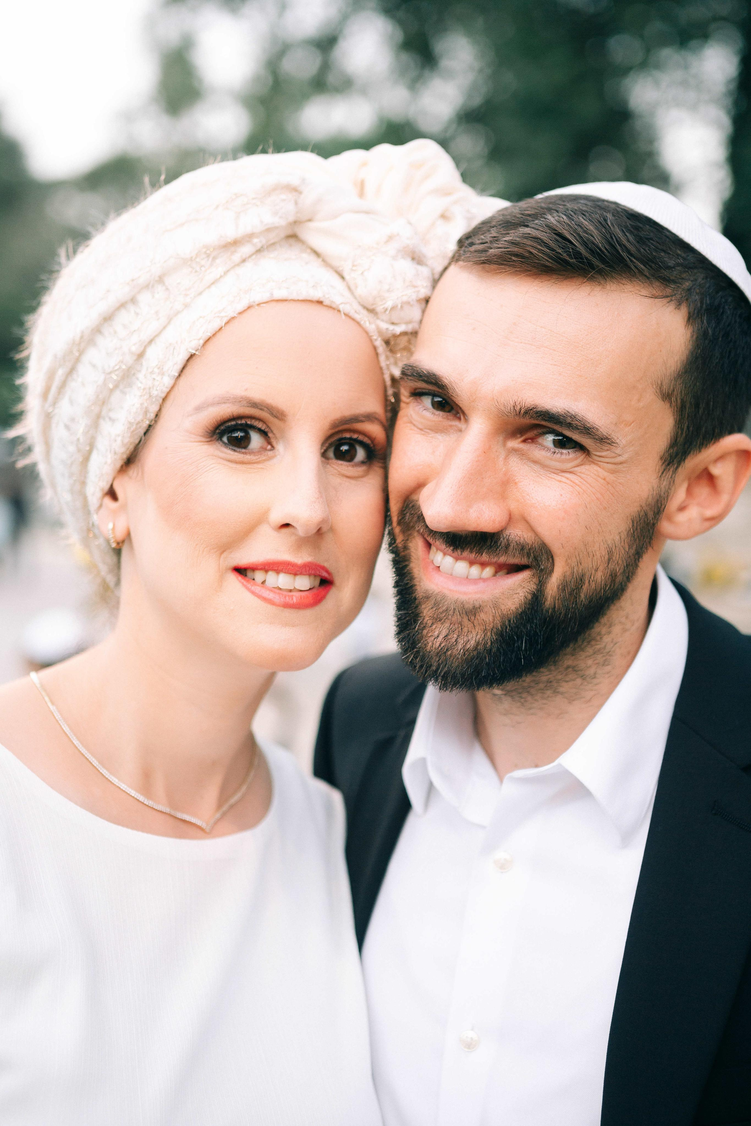 Wedding photoshoot in the Botanical Garden. Https://shi-photo.com/