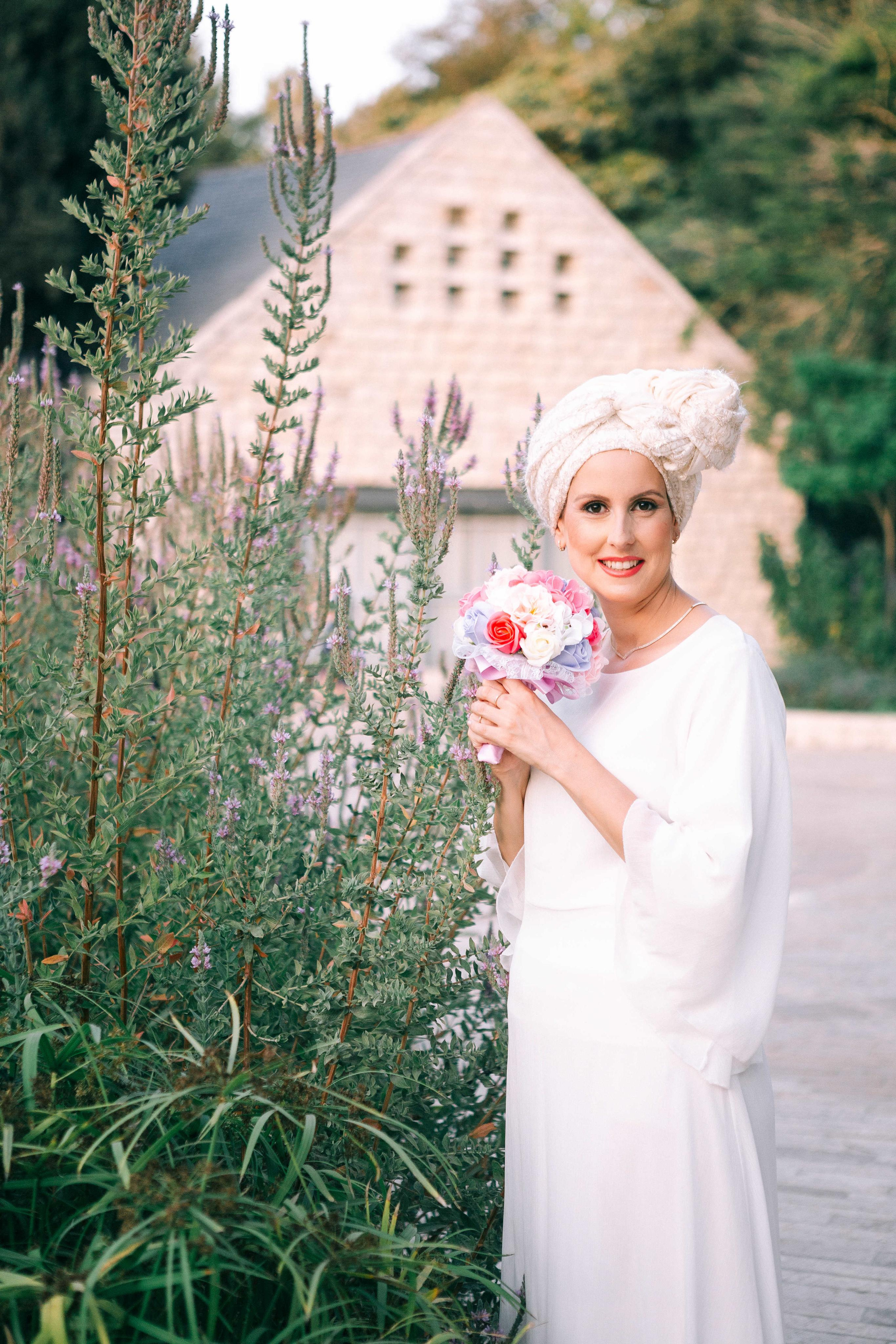 Wedding photoshoot in the Botanical Garden. Https://shi-photo.com/