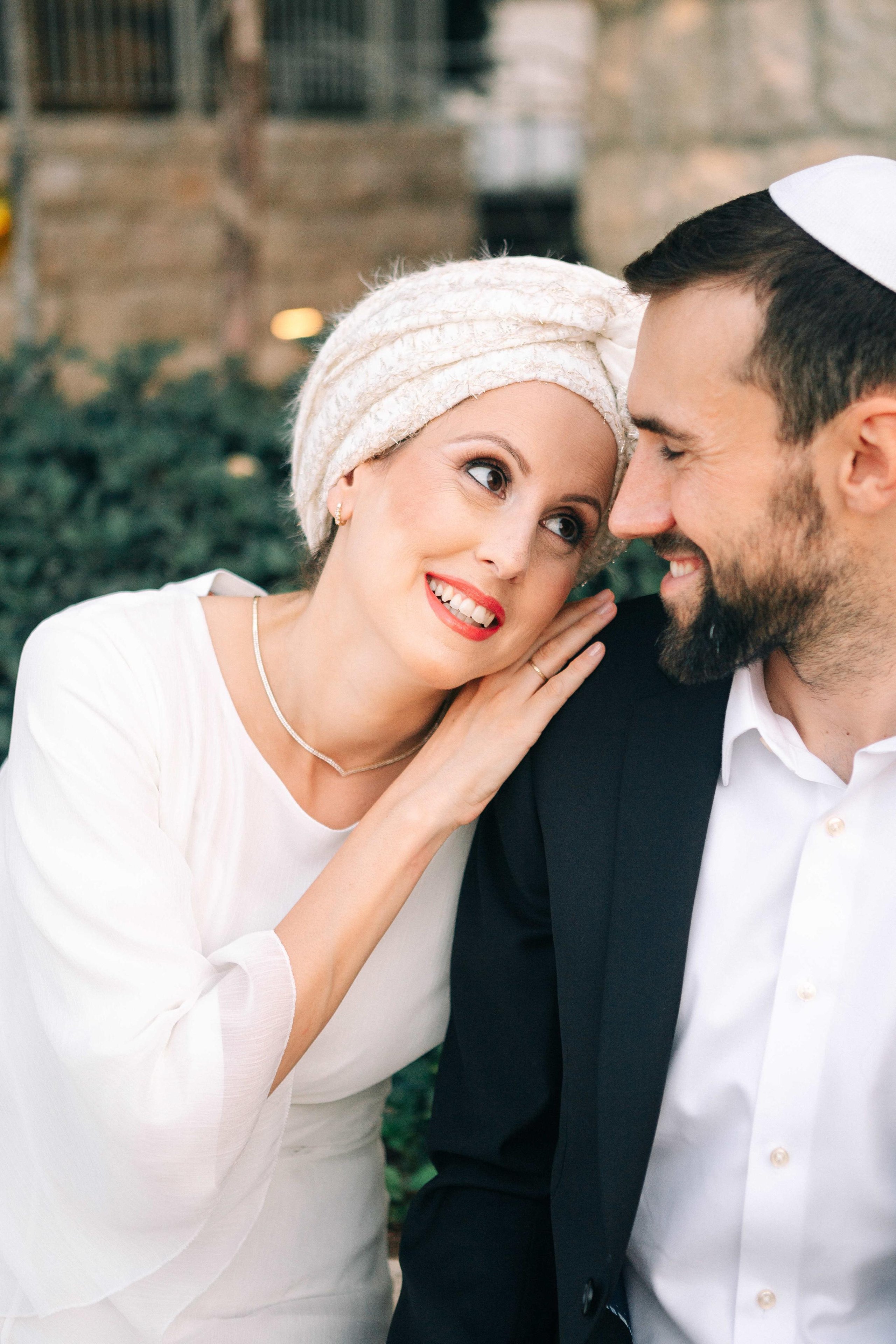 Wedding photoshoot in the Botanical Garden. Https://shi-photo.com/