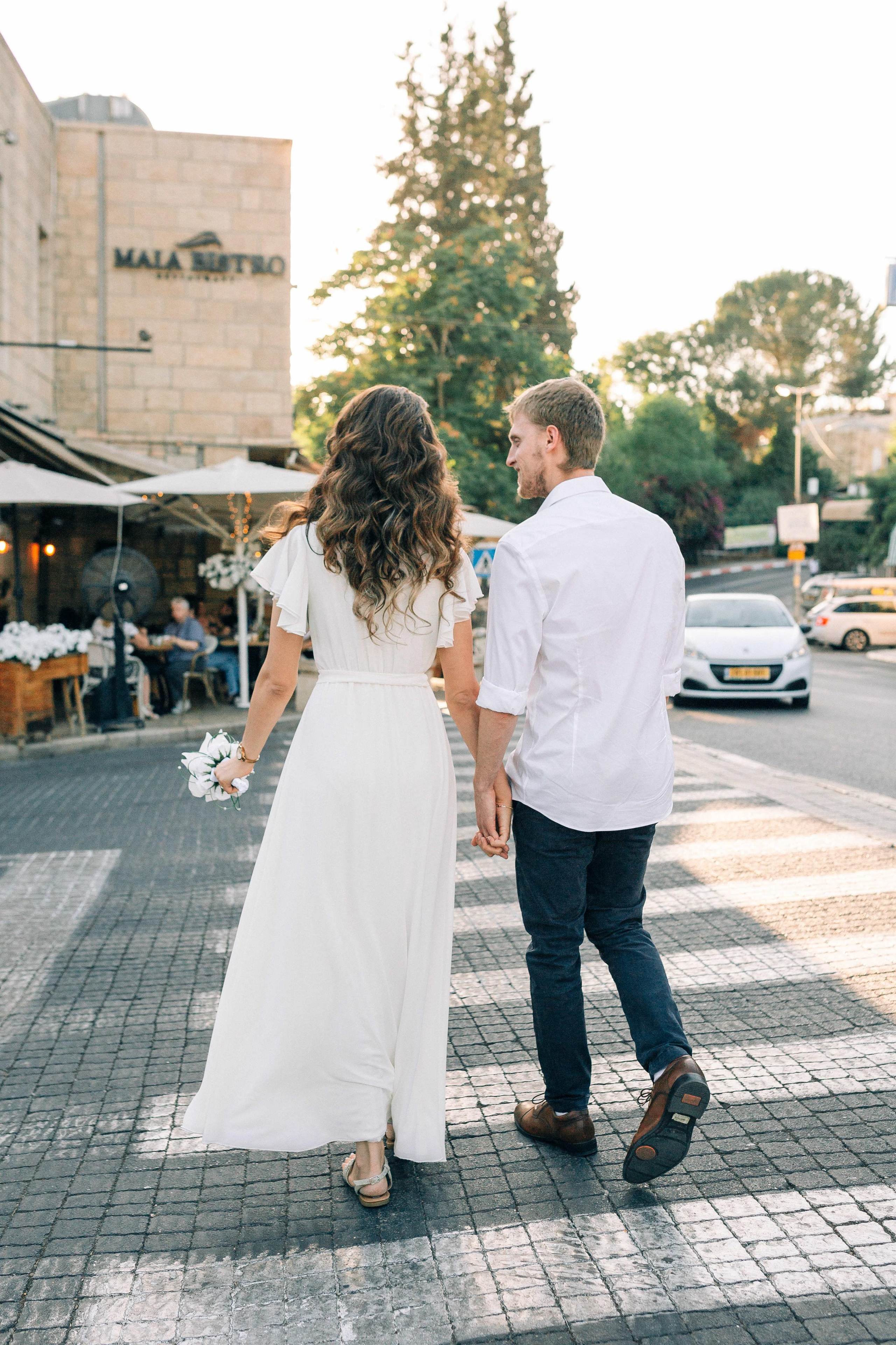 Wedding photosession in Beit HaKerem. PHOTOGRAPHER IN ISRAEL