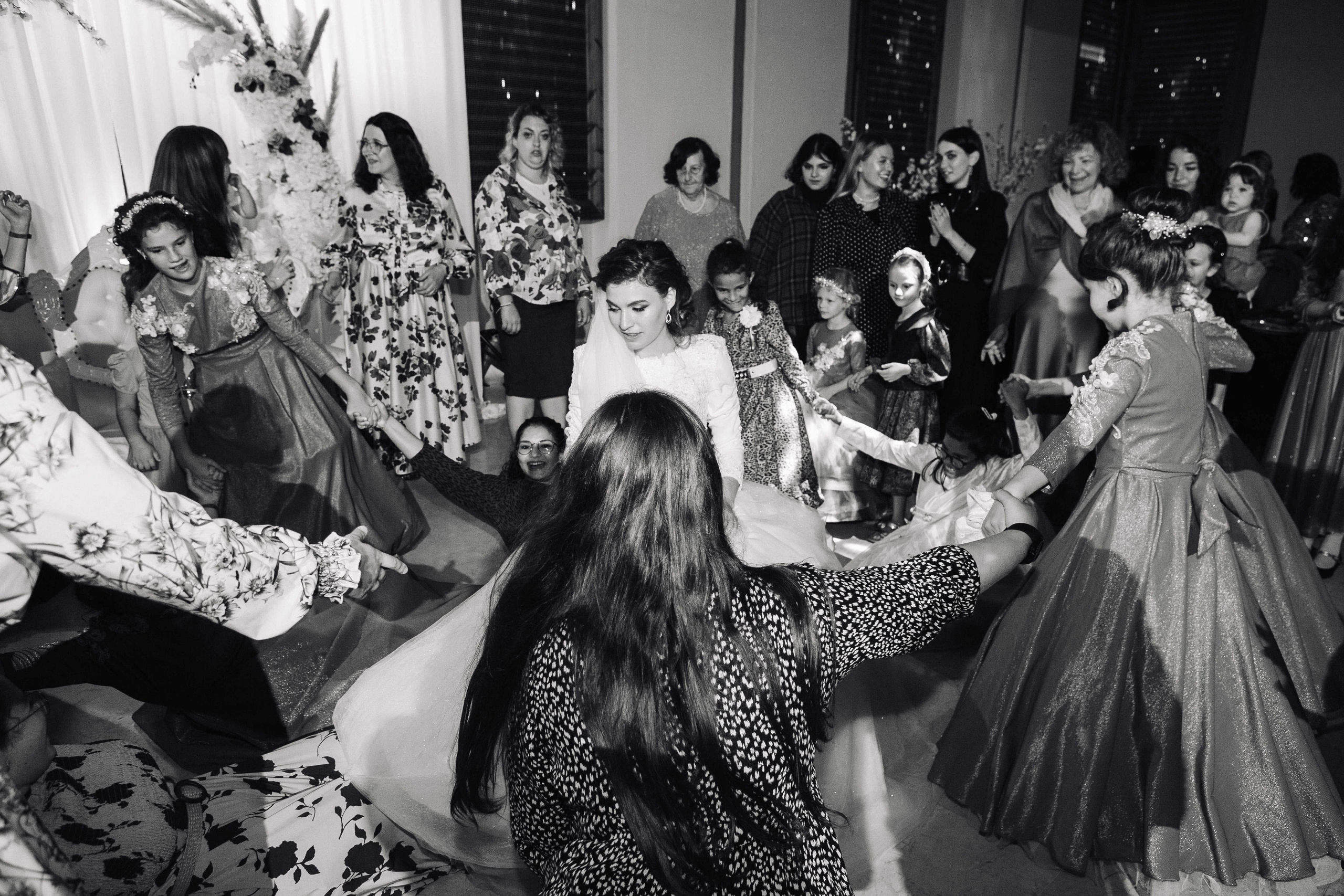 Big chabad wedding in Rishon Lezion. Https://shi-photo.com/