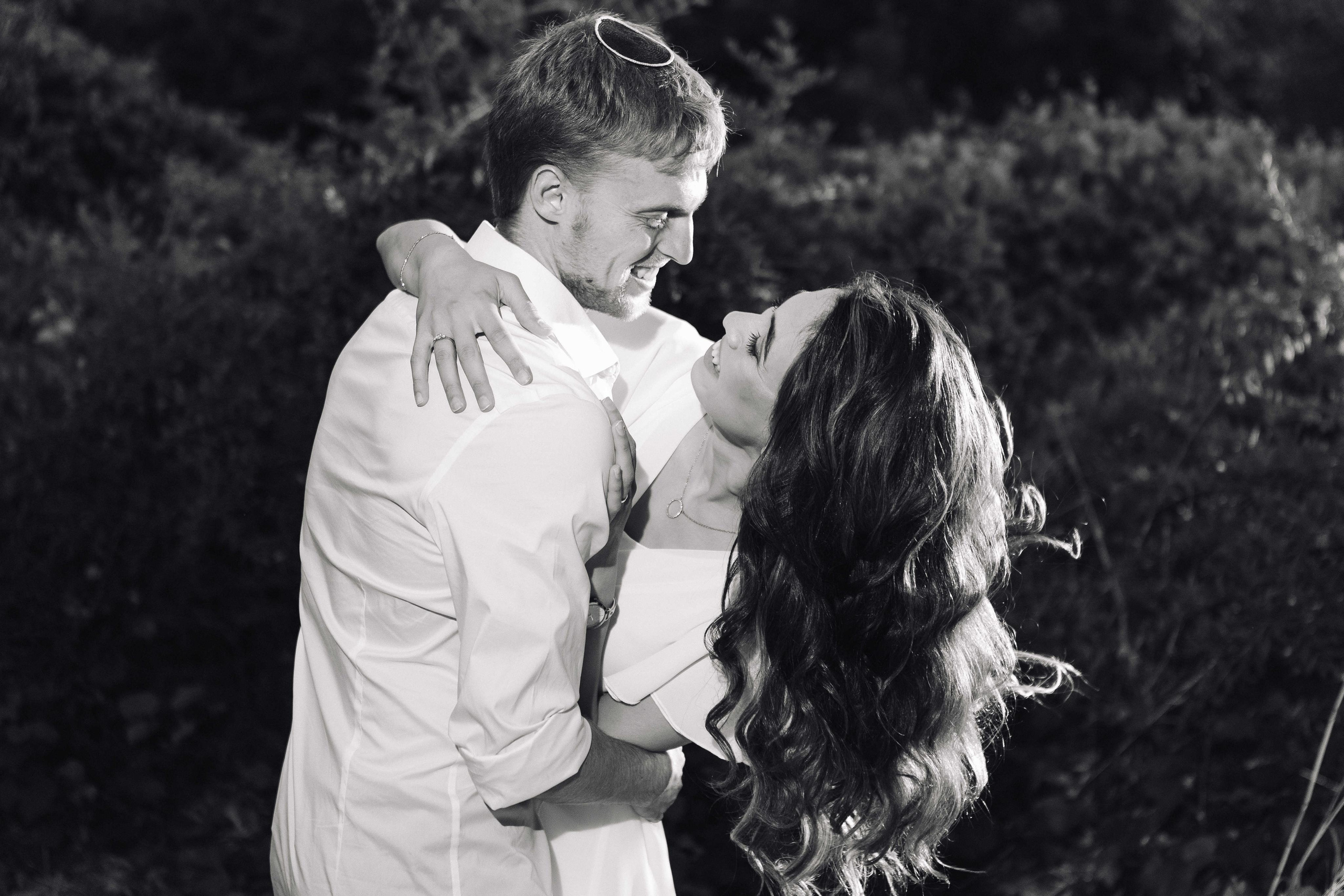 Wedding photosession in Beit HaKerem. PHOTOGRAPHER IN ISRAEL