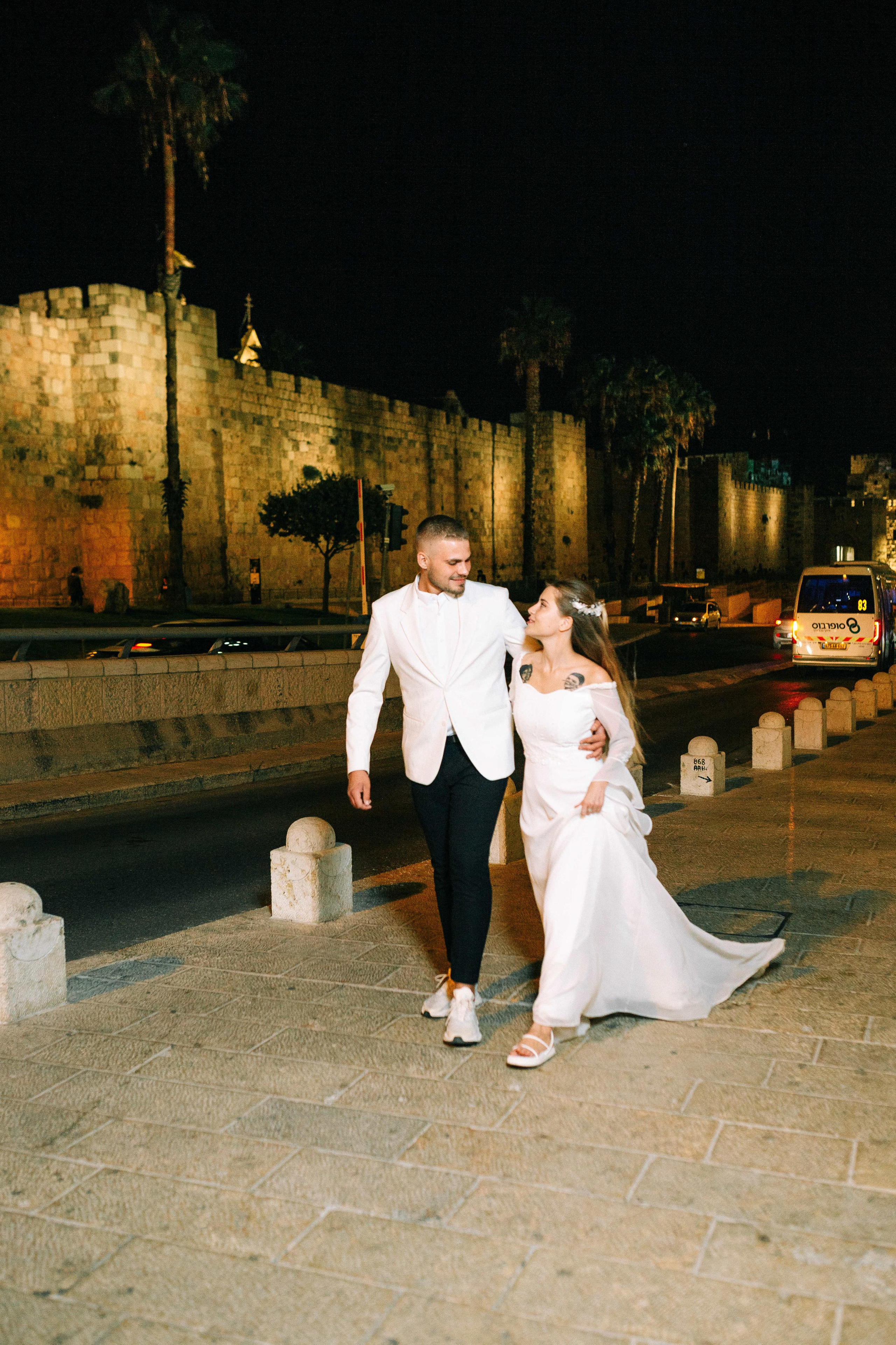 Night photosession in Jerusalem. Https://shi-photo.com/