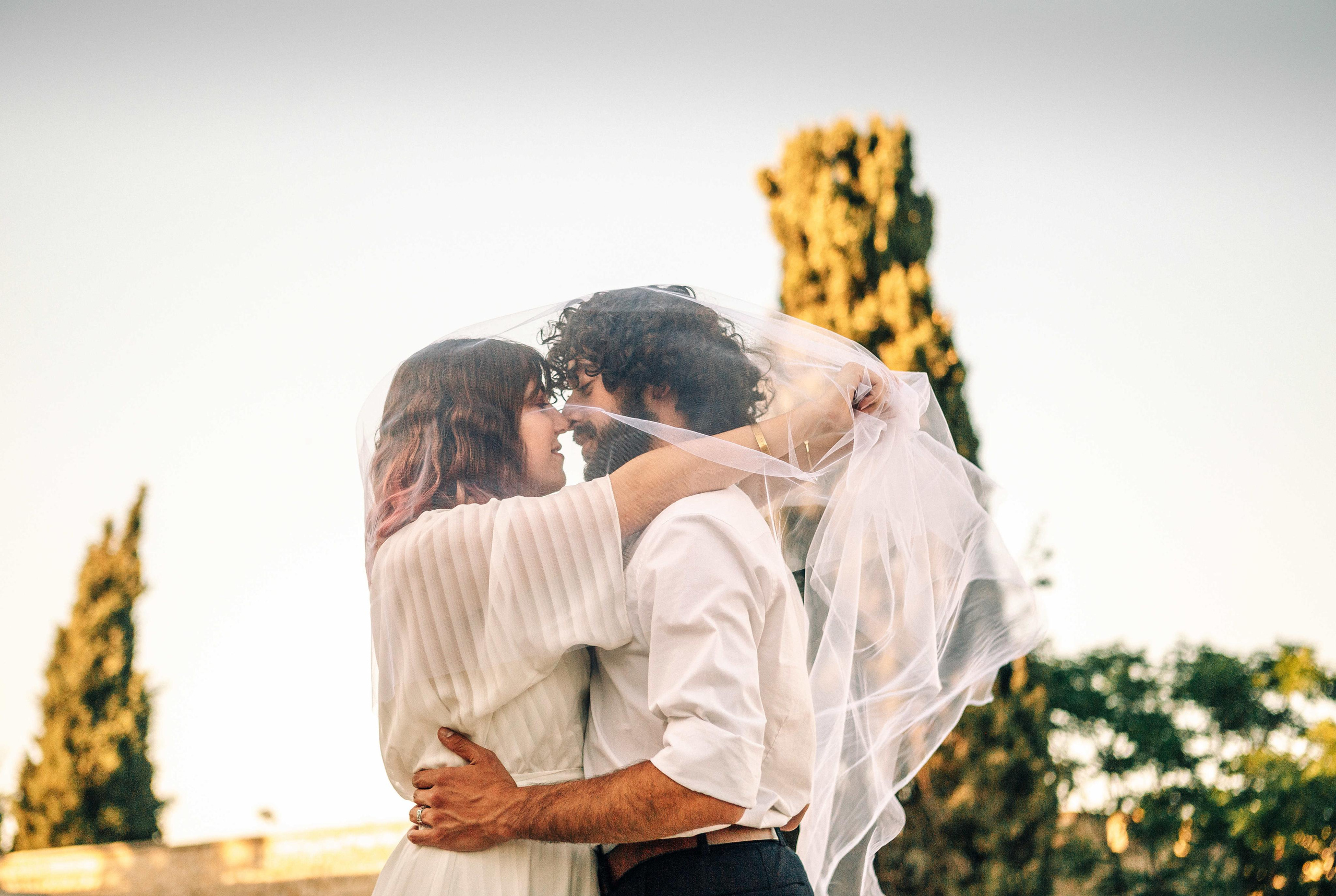 Wedding photoshoot in Yamin Moshe. Https://shi-photo.com/