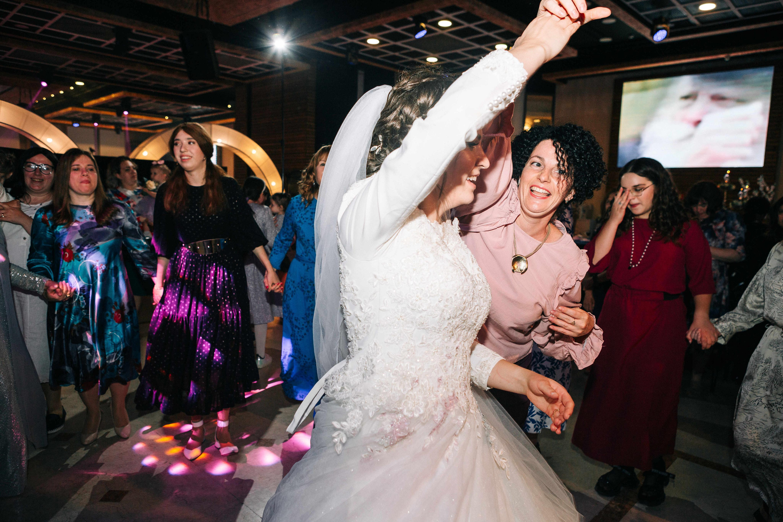 Big chabad wedding in Rishon Lezion. Https://shi-photo.com/