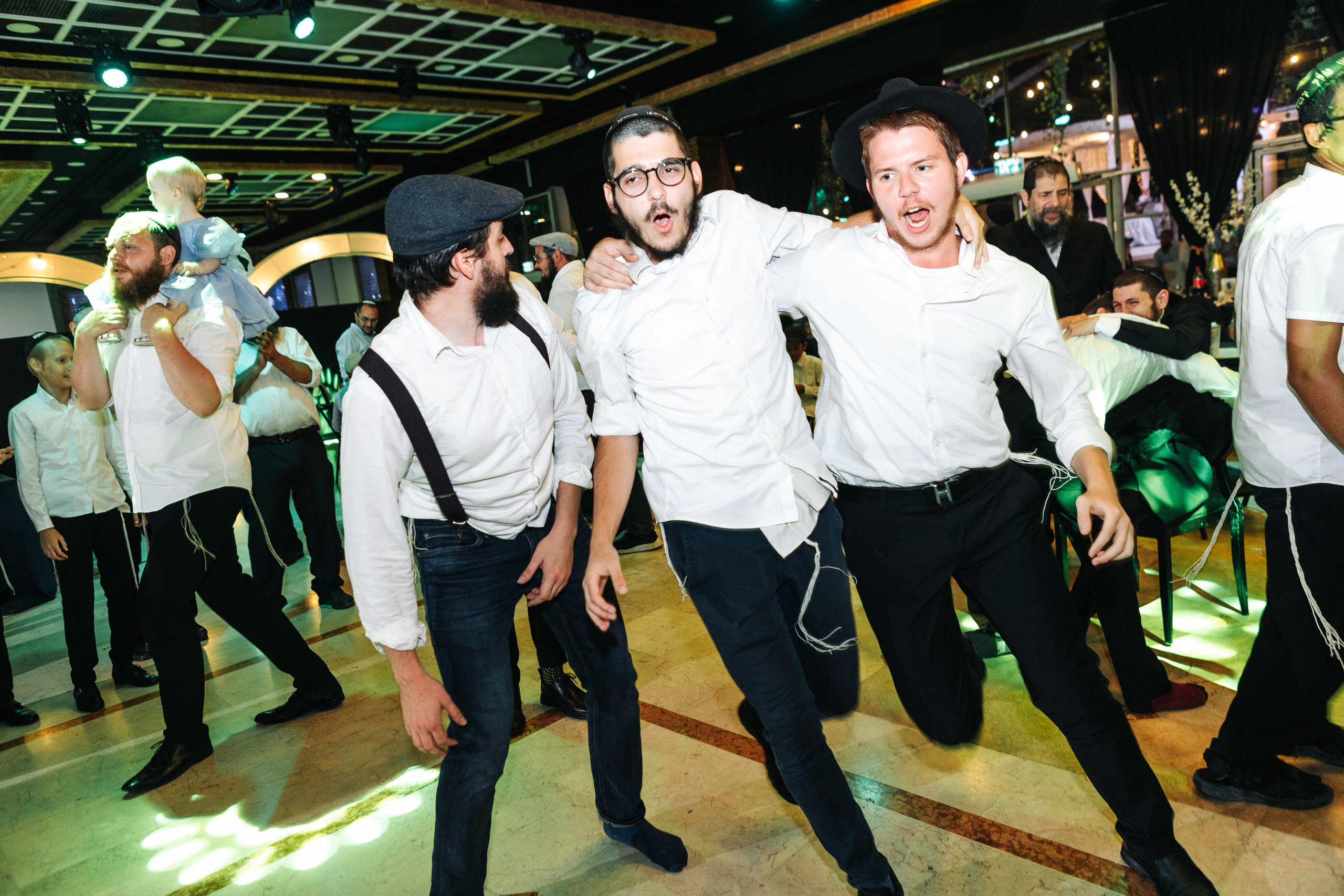 Big chabad wedding in Rishon Lezion. Https://shi-photo.com/