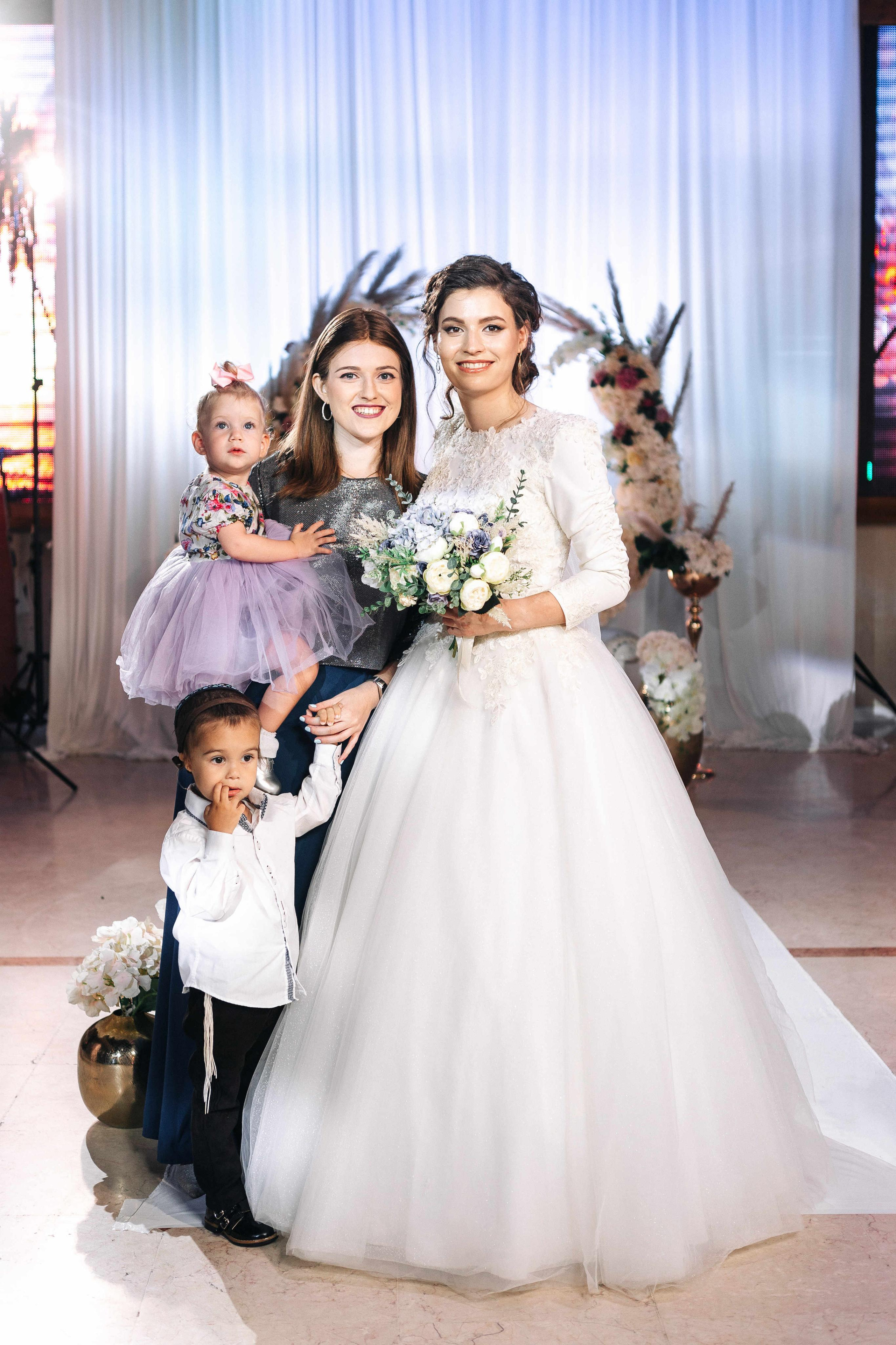 Big chabad wedding in Rishon Lezion. Https://shi-photo.com/