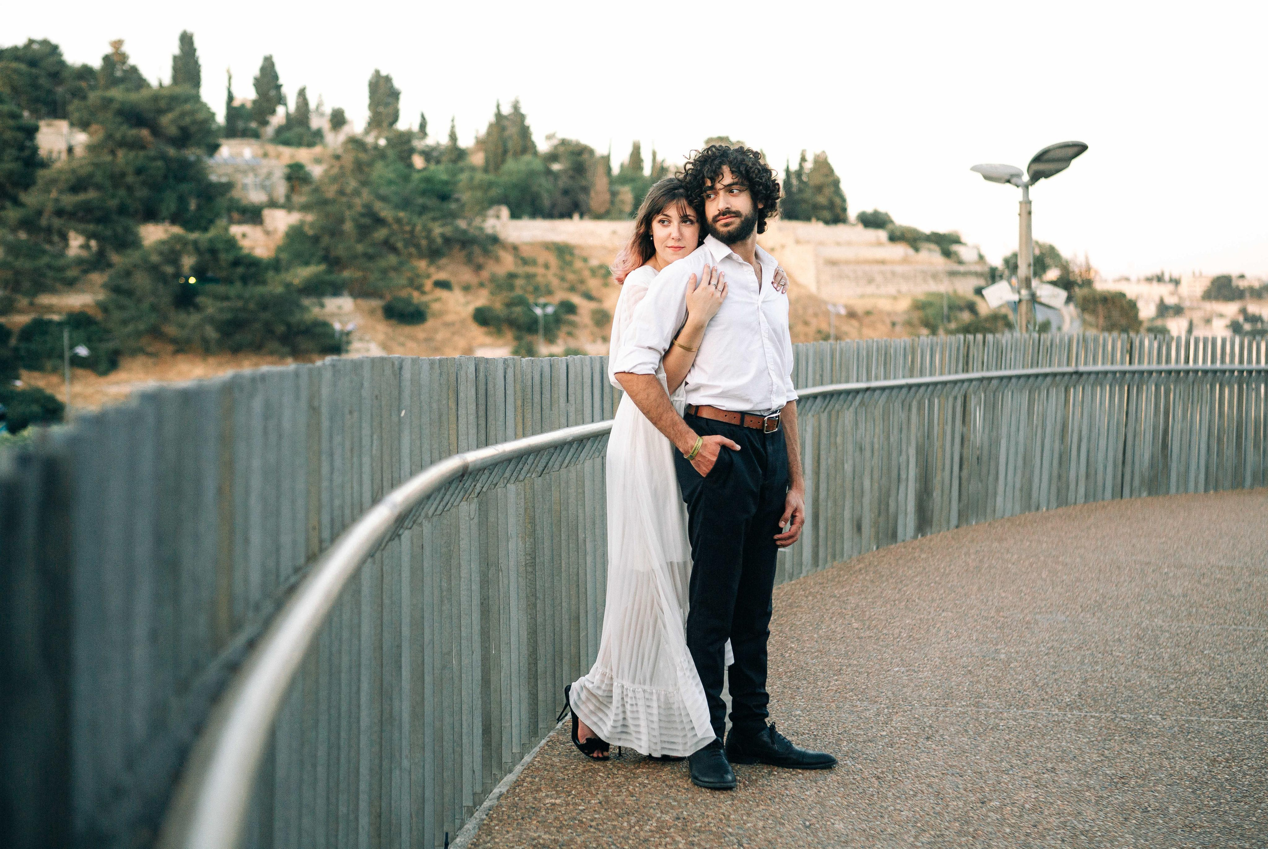 Wedding photoshoot in Yamin Moshe. Https://shi-photo.com/