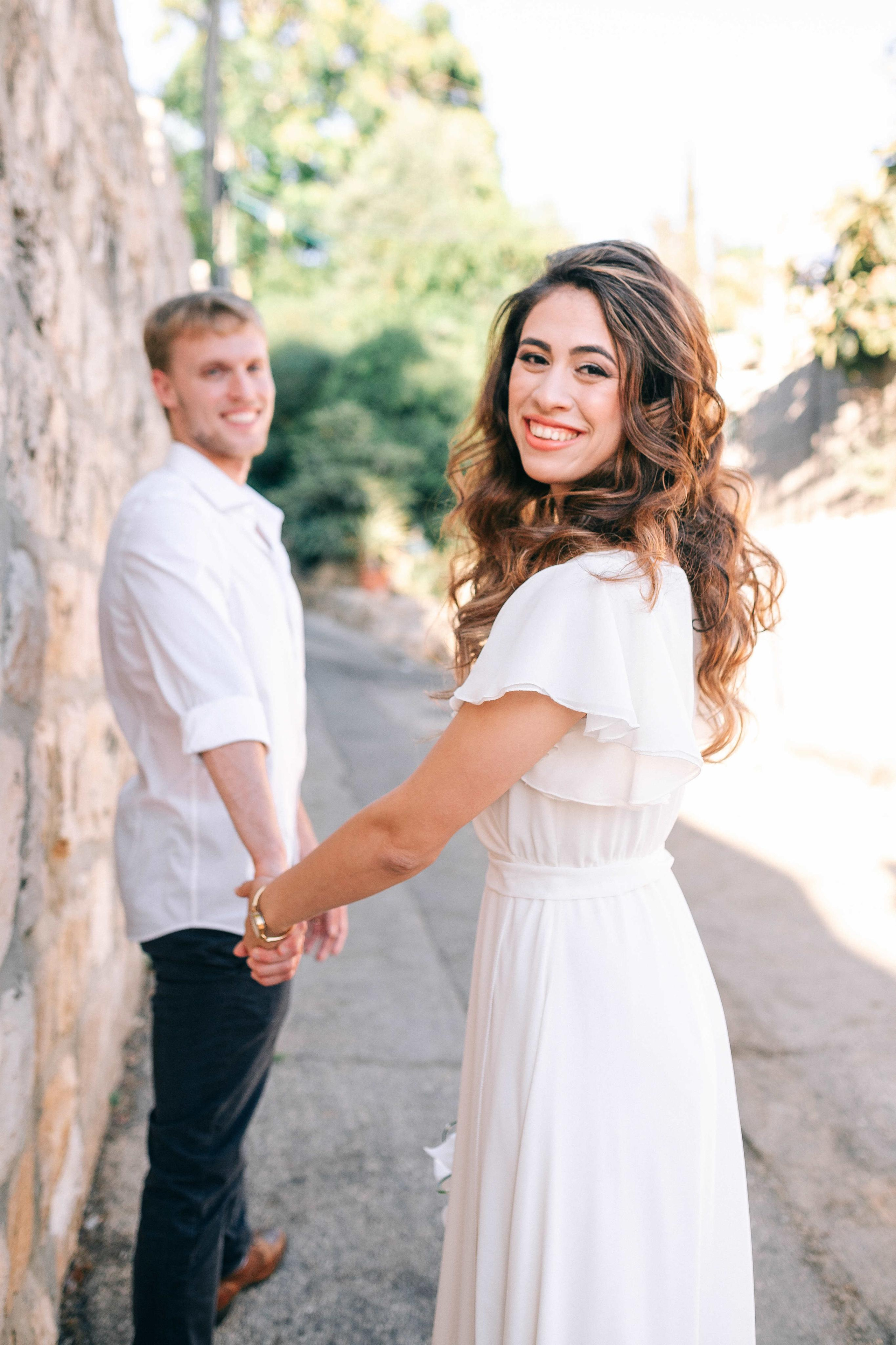 Wedding photosession in Beit HaKerem. PHOTOGRAPHER IN ISRAEL