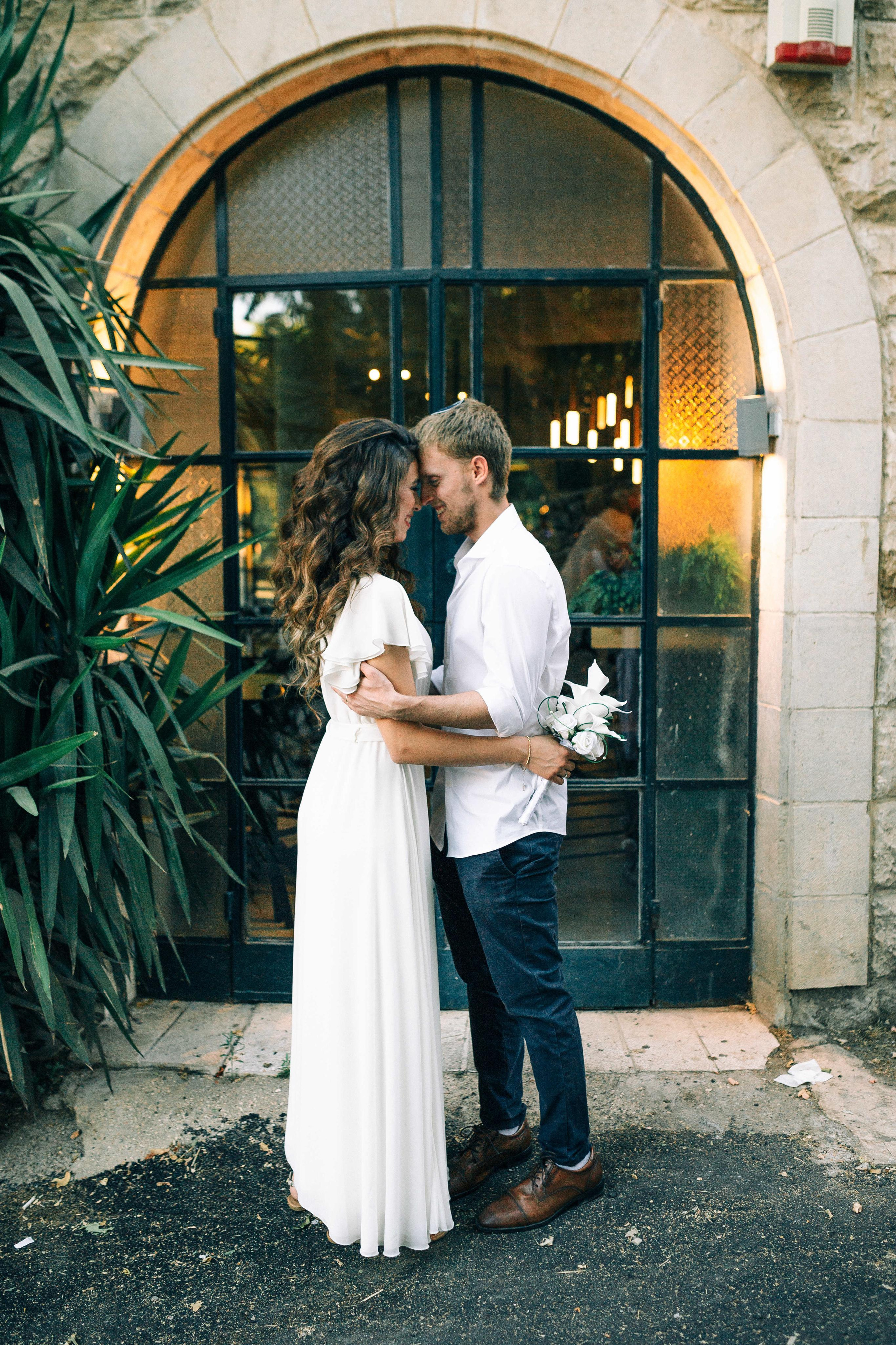 Wedding photosession in Beit HaKerem. PHOTOGRAPHER IN ISRAEL