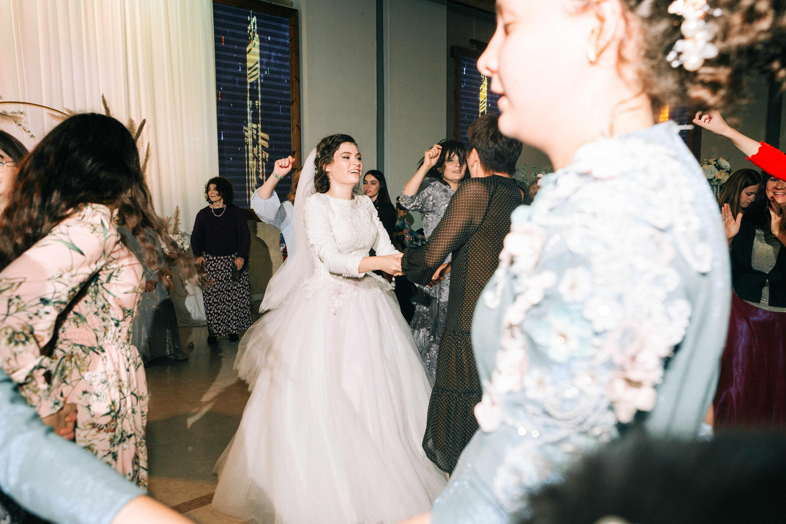 Big chabad wedding in Rishon Lezion. Https://shi-photo.com/