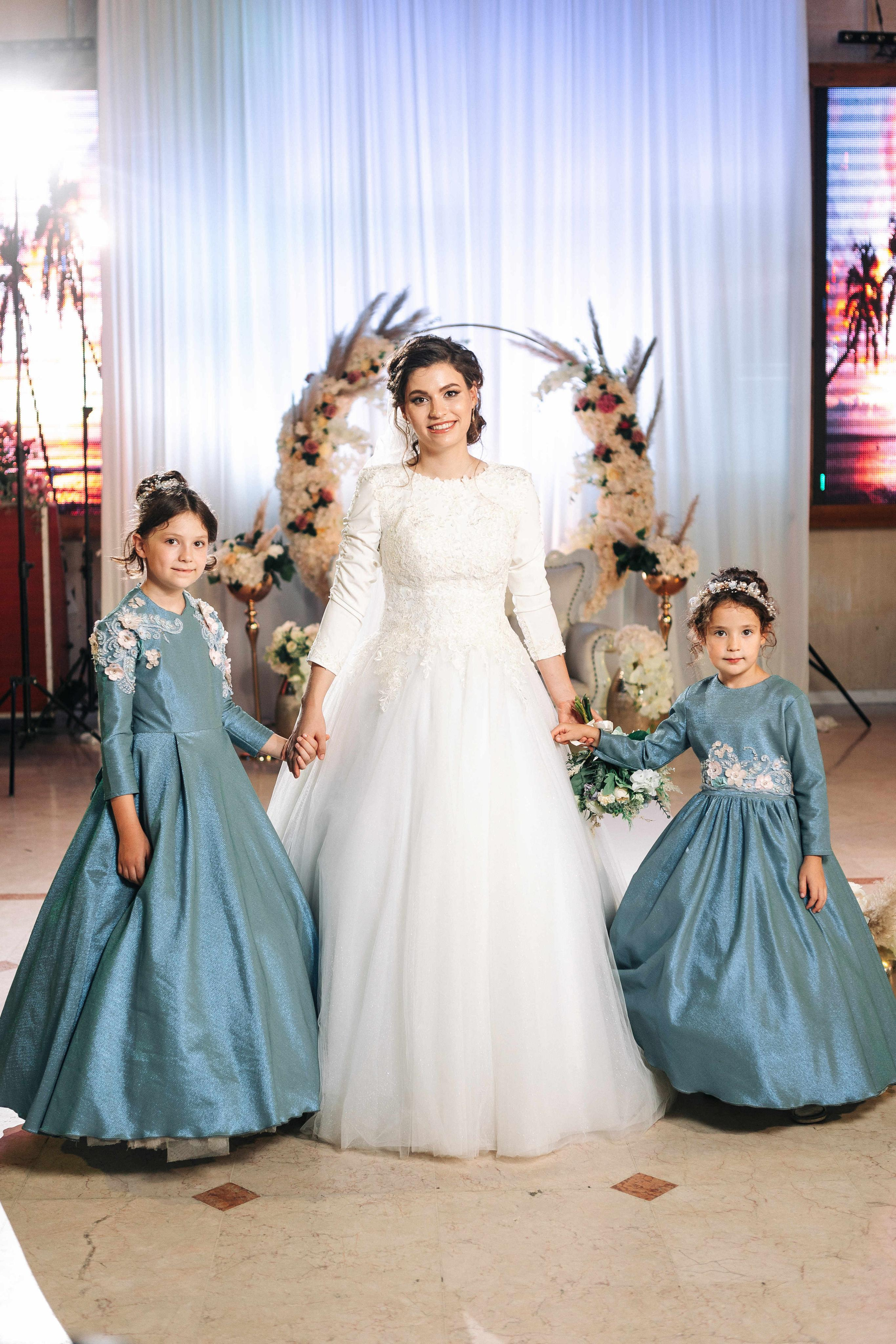 Big chabad wedding in Rishon Lezion. Https://shi-photo.com/