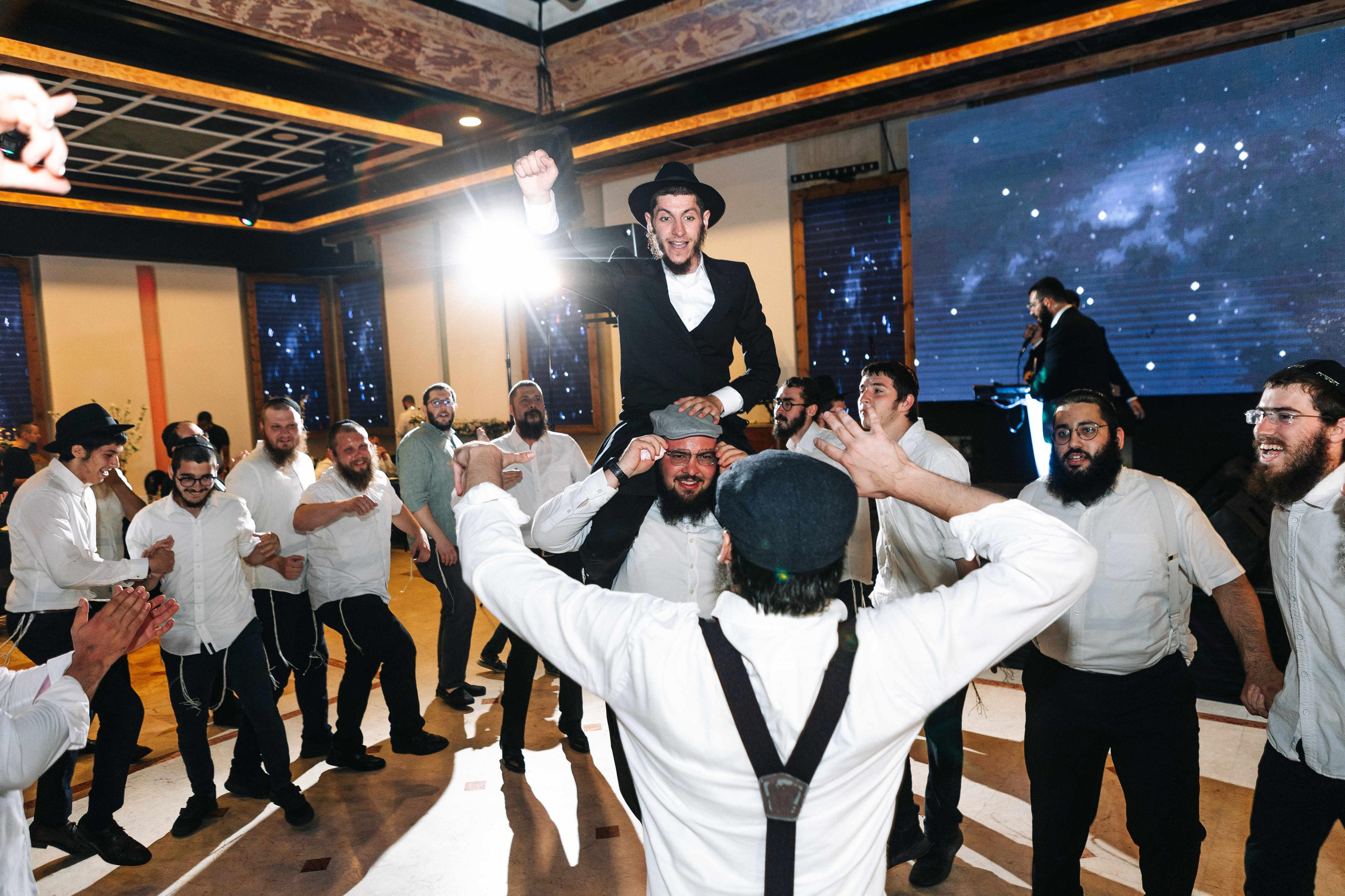 Big chabad wedding in Rishon Lezion. Https://shi-photo.com/