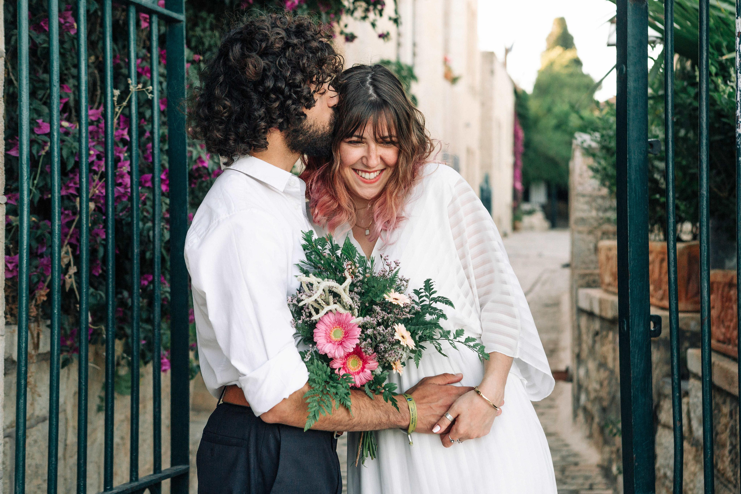 Wedding photoshoot in Yamin Moshe. Https://shi-photo.com/
