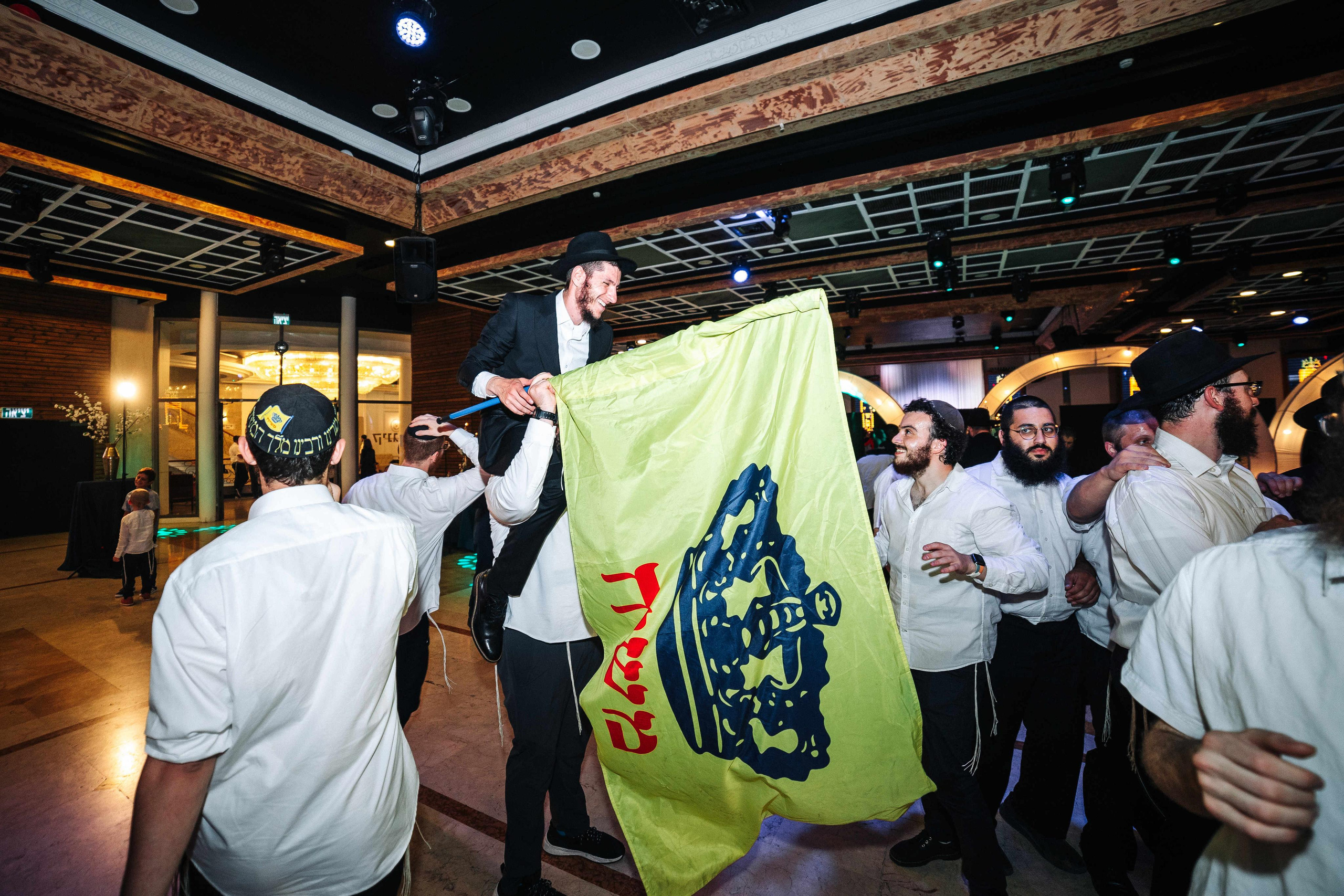 Big chabad wedding in Rishon Lezion. Https://shi-photo.com/