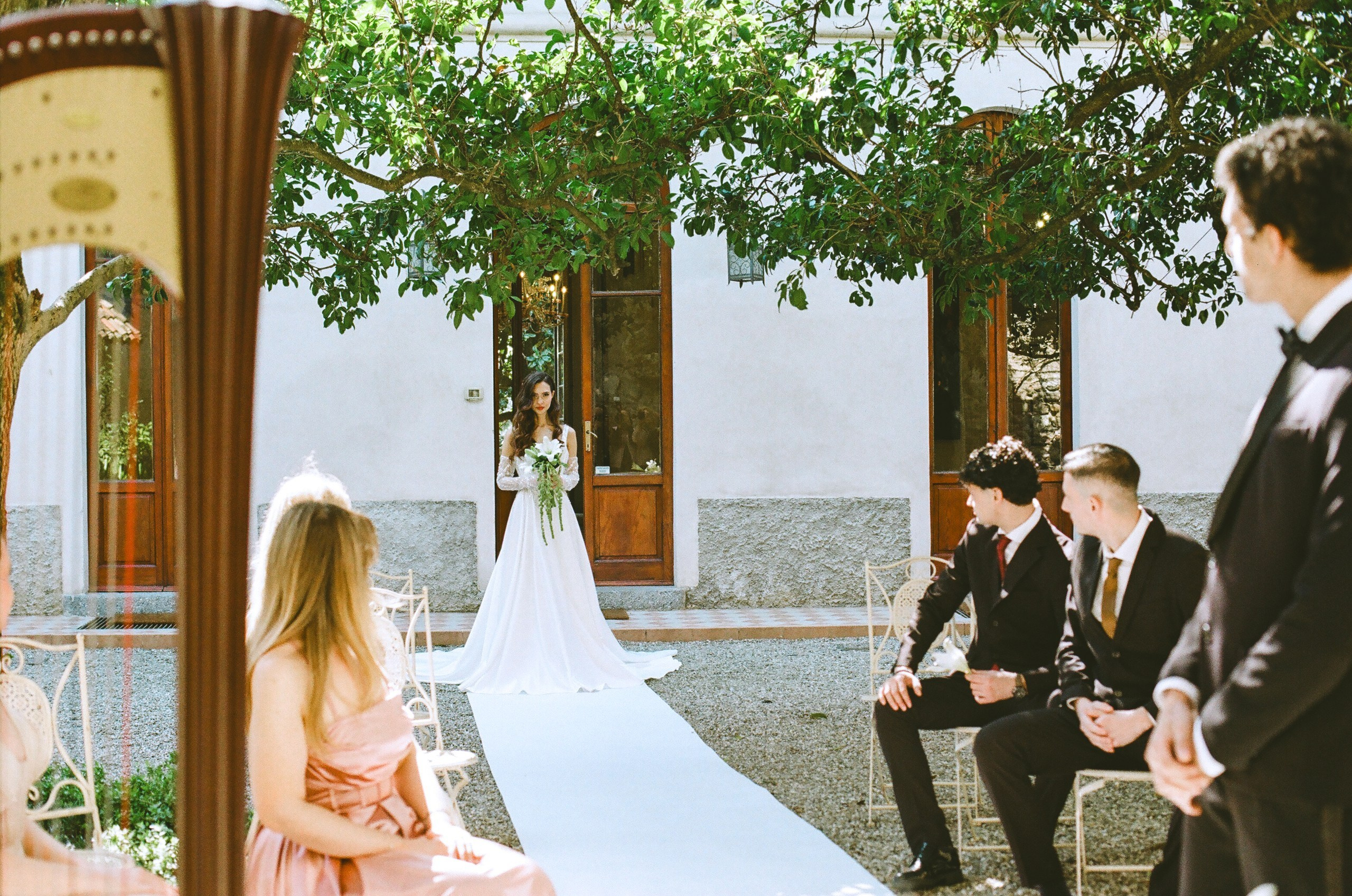 35mm and 120mm analogic film photography. Wedding and proposal photographer Italy Como Milan Pavia Bergamo Tuscany Marija Galaka