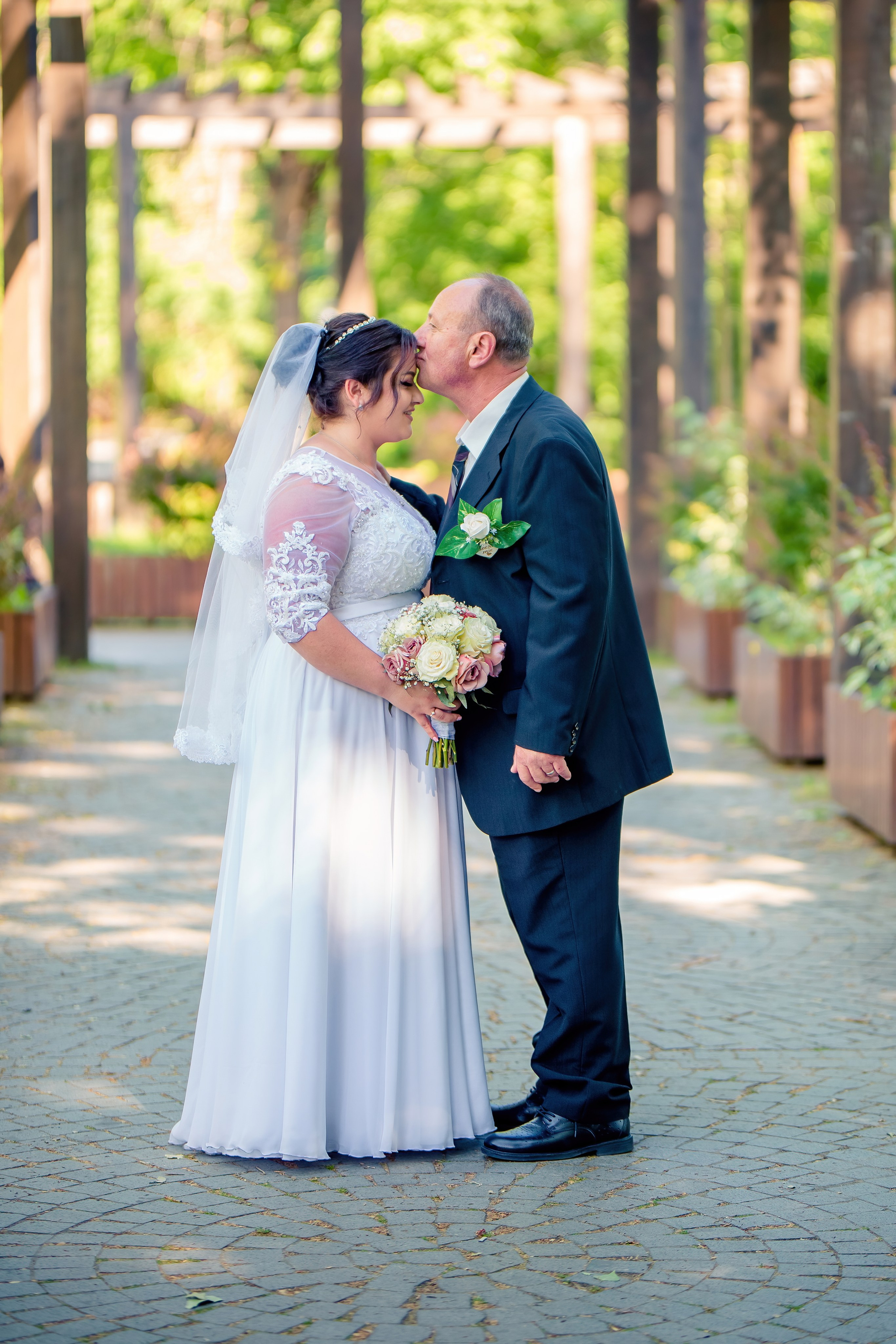 Cristian & Ioana. Lucian Dedeu — Fotograf de nuntă și eveniment
