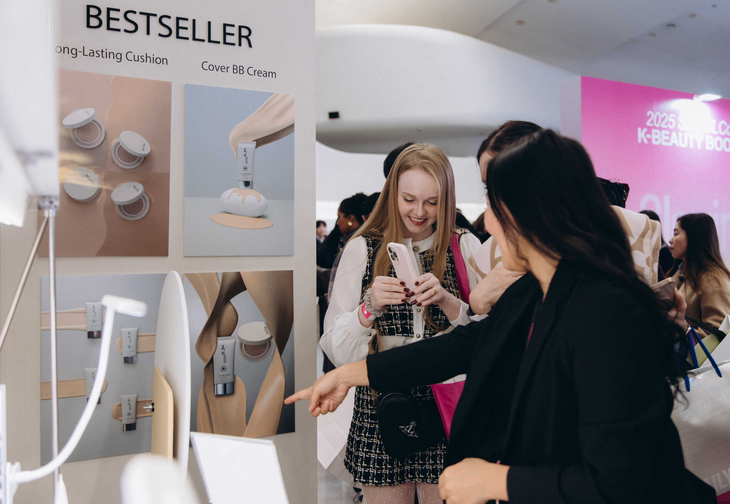 Seoul beauty expo 2025 (Black Rice). Portrait photographer in South Korea Olga Lian