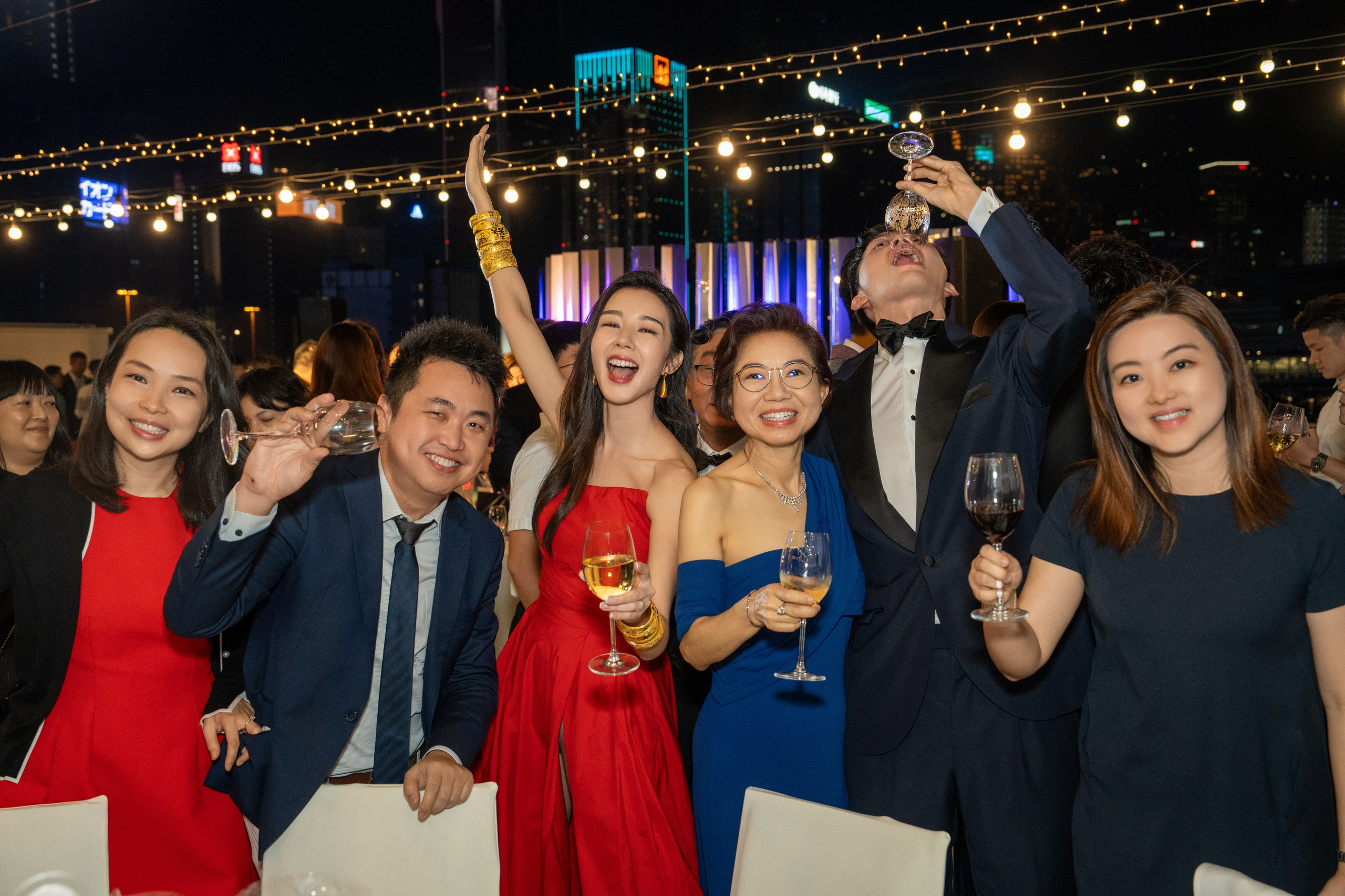 LOUISA & KEITH DAY 2. PHOTOGRAPHER IN HONG KONG (WEDDING, FASHION, FAMILY, EVENTS)