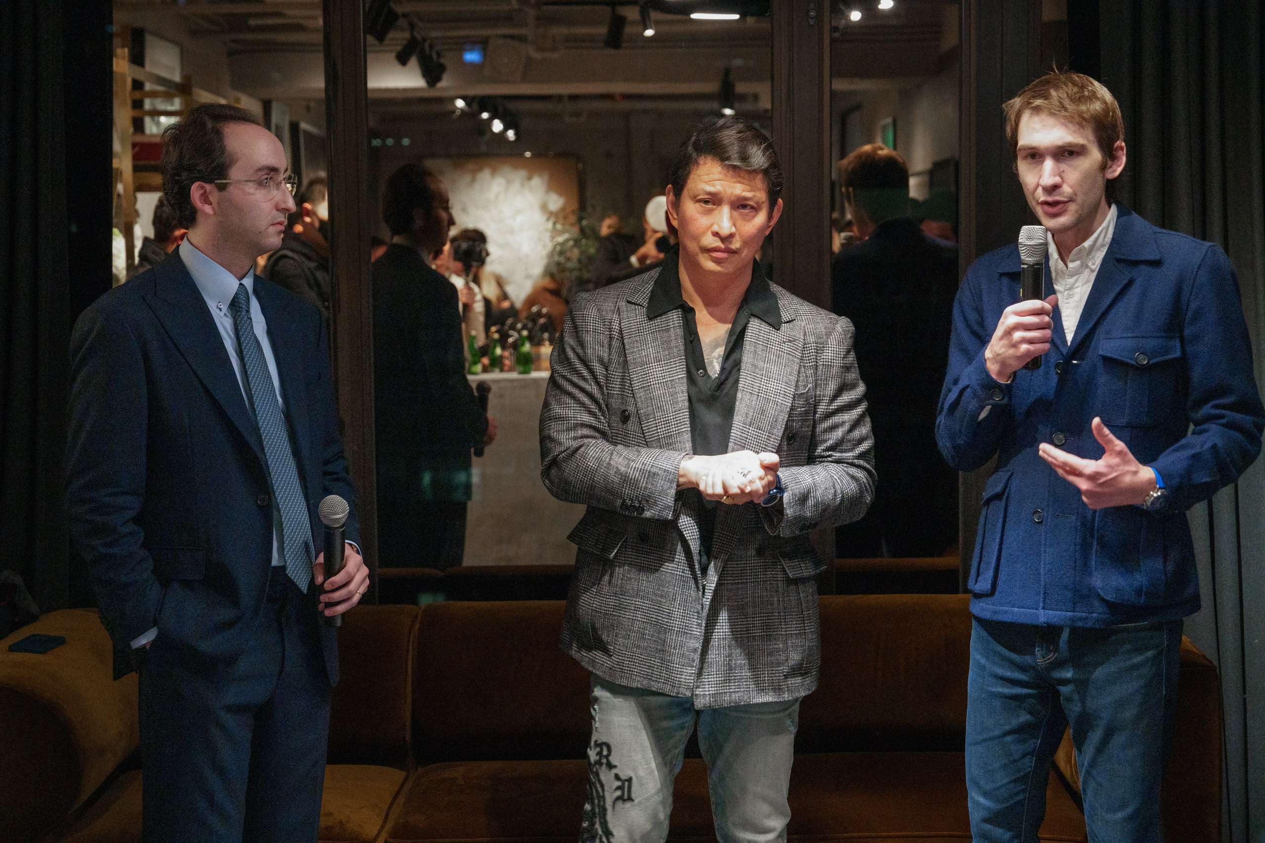 WATCHBOX. ФОТОГРАФ В ГОНКОНГЕ (СВАДЬБЫ, FASHION, СЕМЕЙНЫЕ, МЕРОПРИЯТИЯ, ФОТОПРОГУЛКИ)