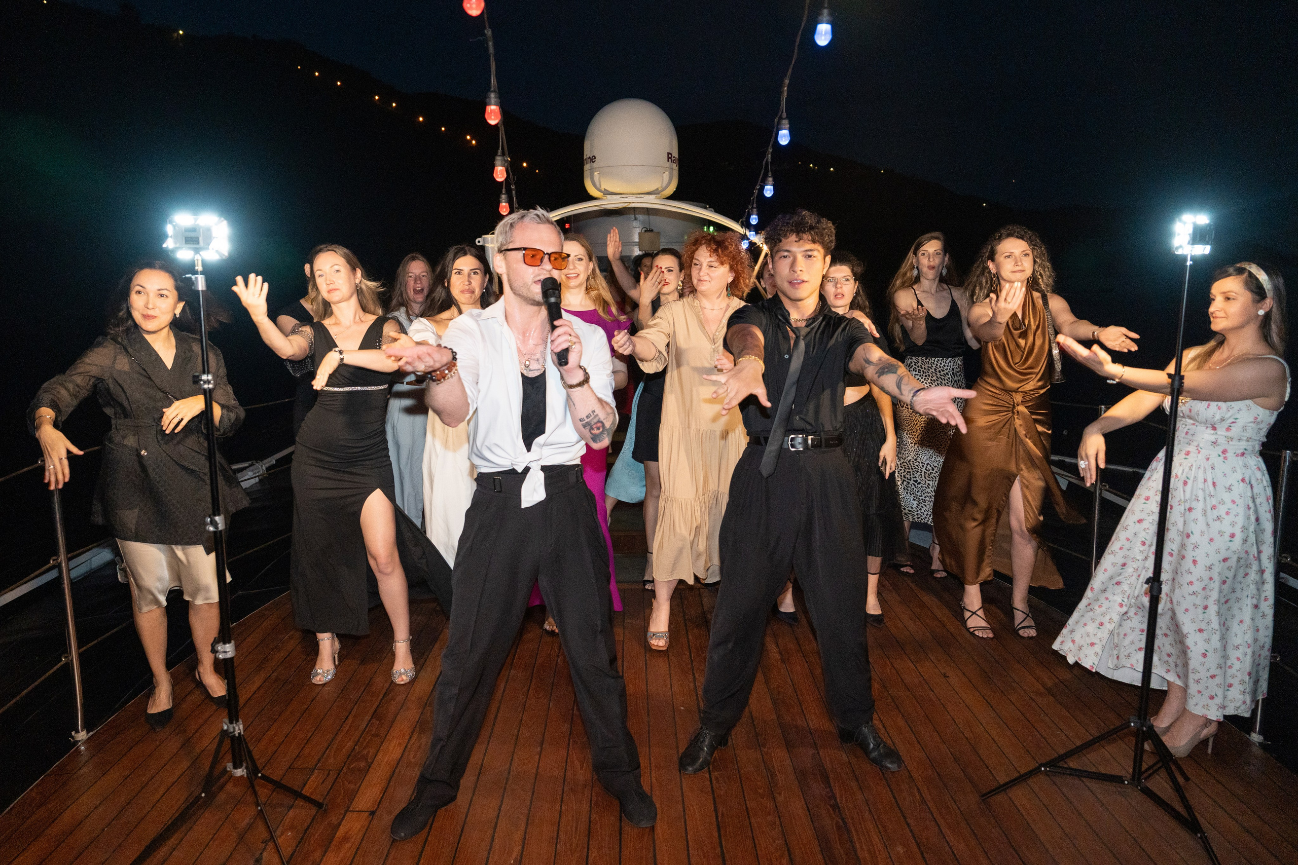 W4W BOAT PARTY. PHOTOGRAPHER IN HONG KONG (WEDDING, FASHION, FAMILY, EVENTS)