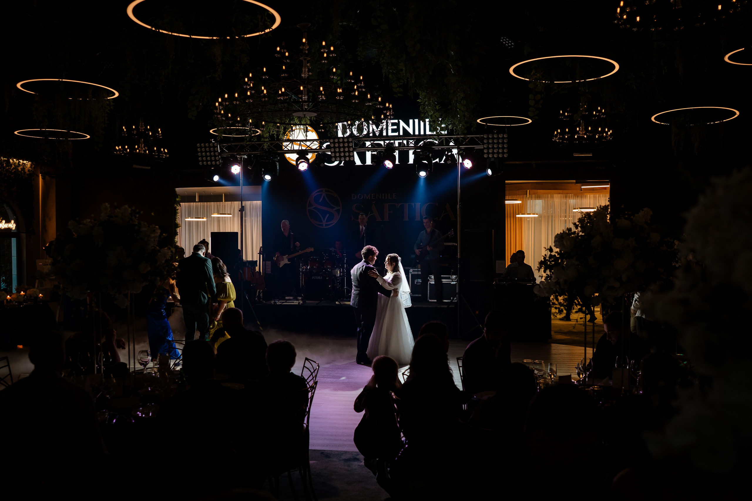 Andreea & Cătălin. Home